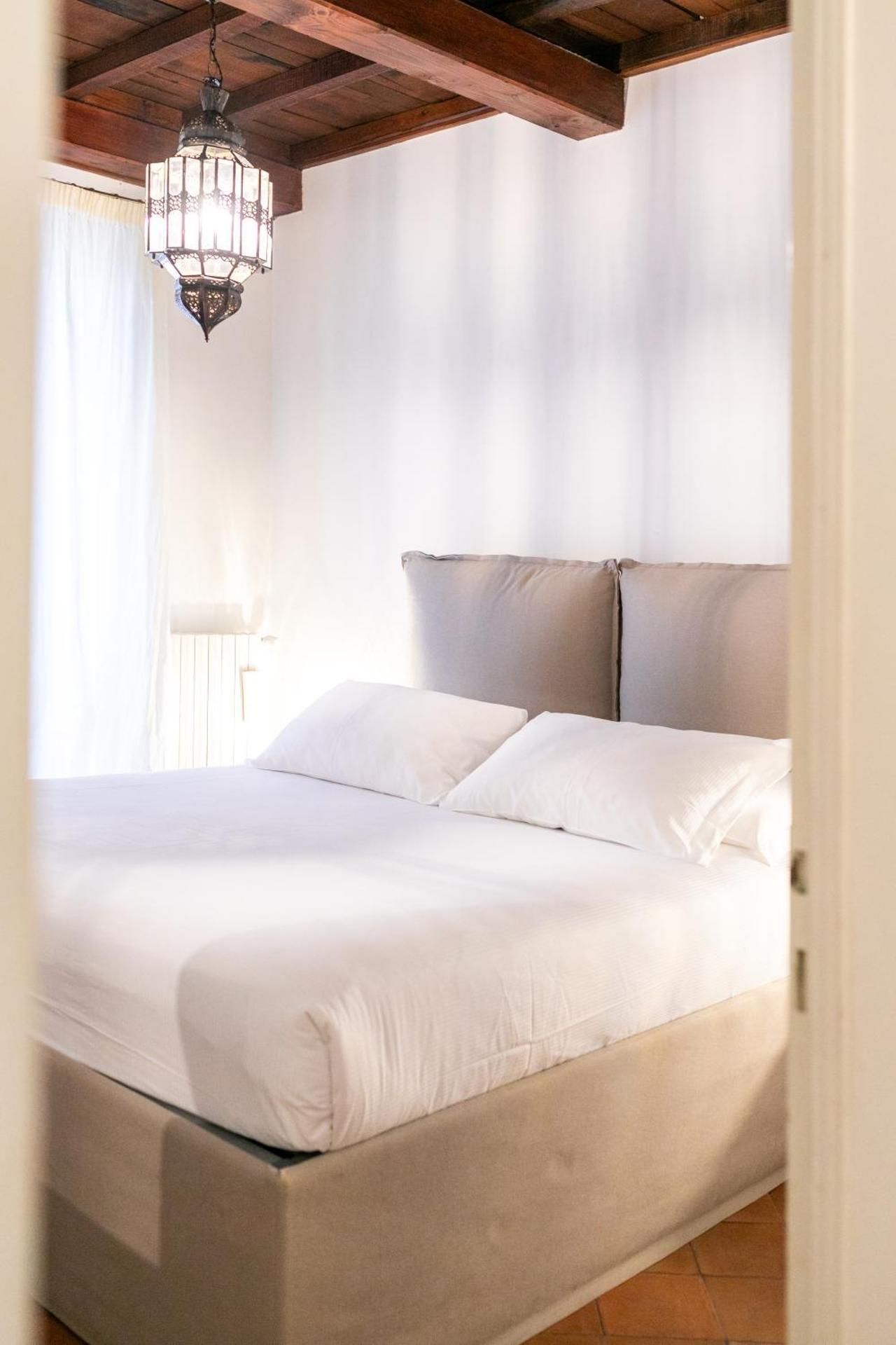 Luxury Three-Bedroom Apartment