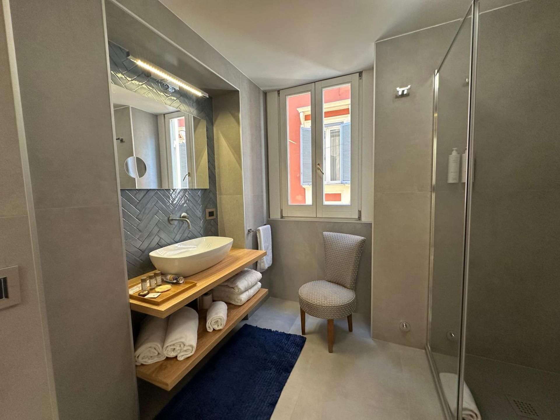 Suite with City View