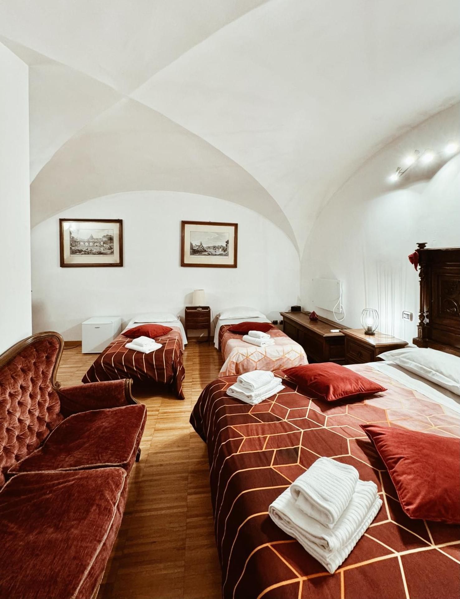 Large Double Room