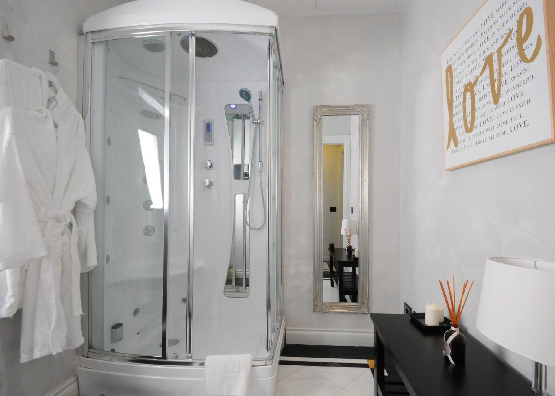 Suite Spagna 29 Superior Double Room 2