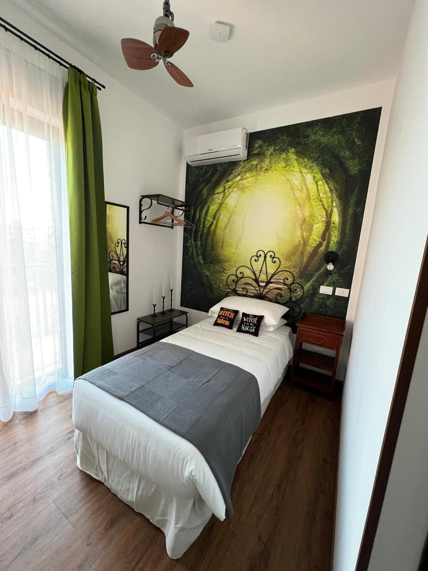 Single Room With Private Bathroom