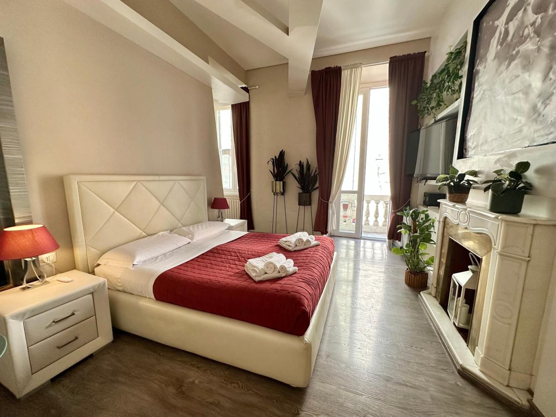 Superior King Room