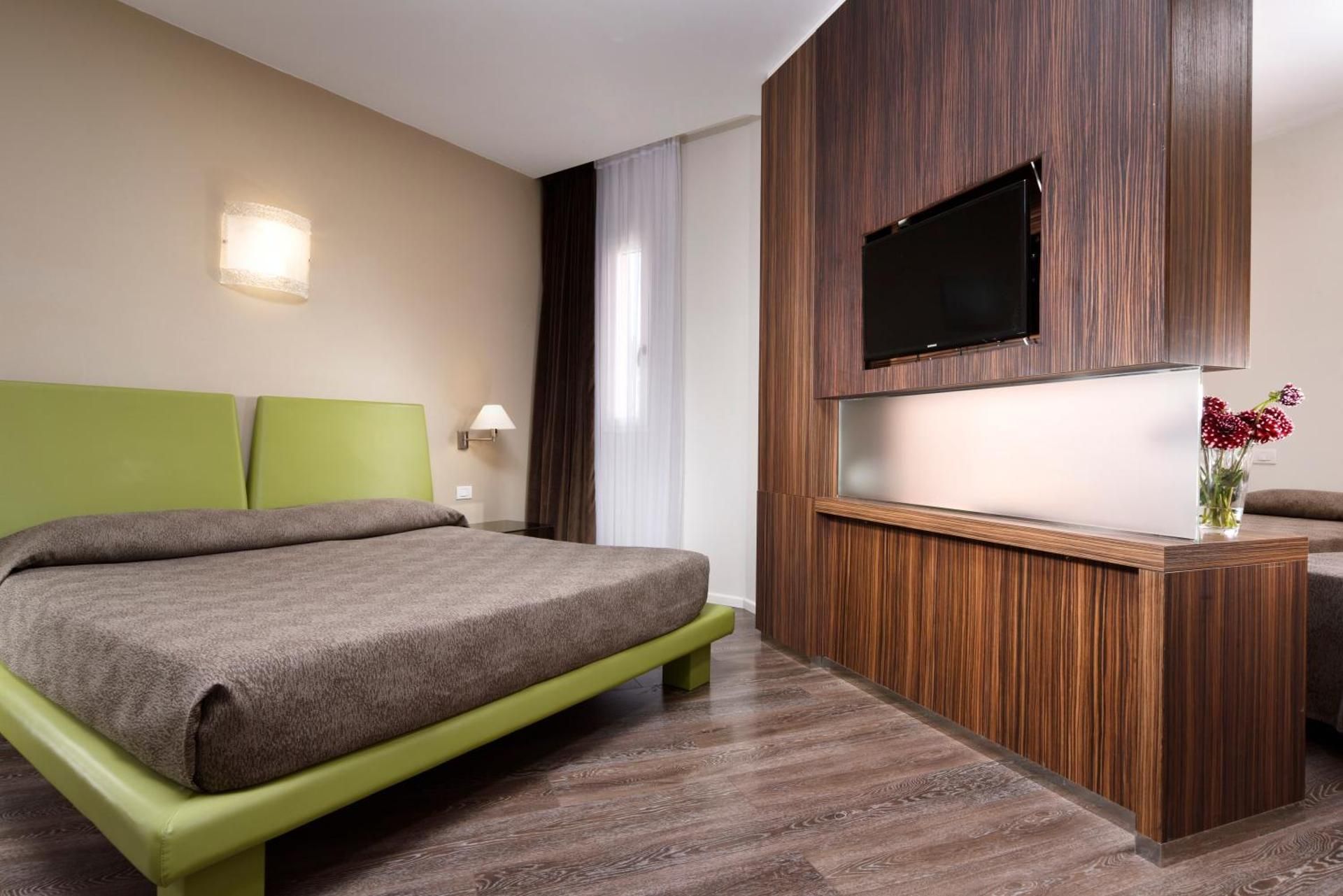 Junior Suite with Balcony