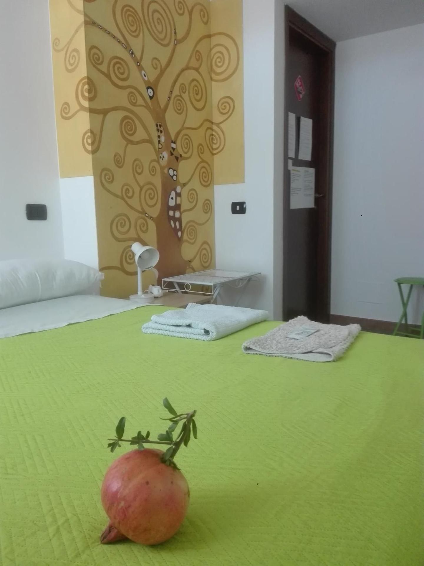 Standard Single Room with Shared Bathroom
