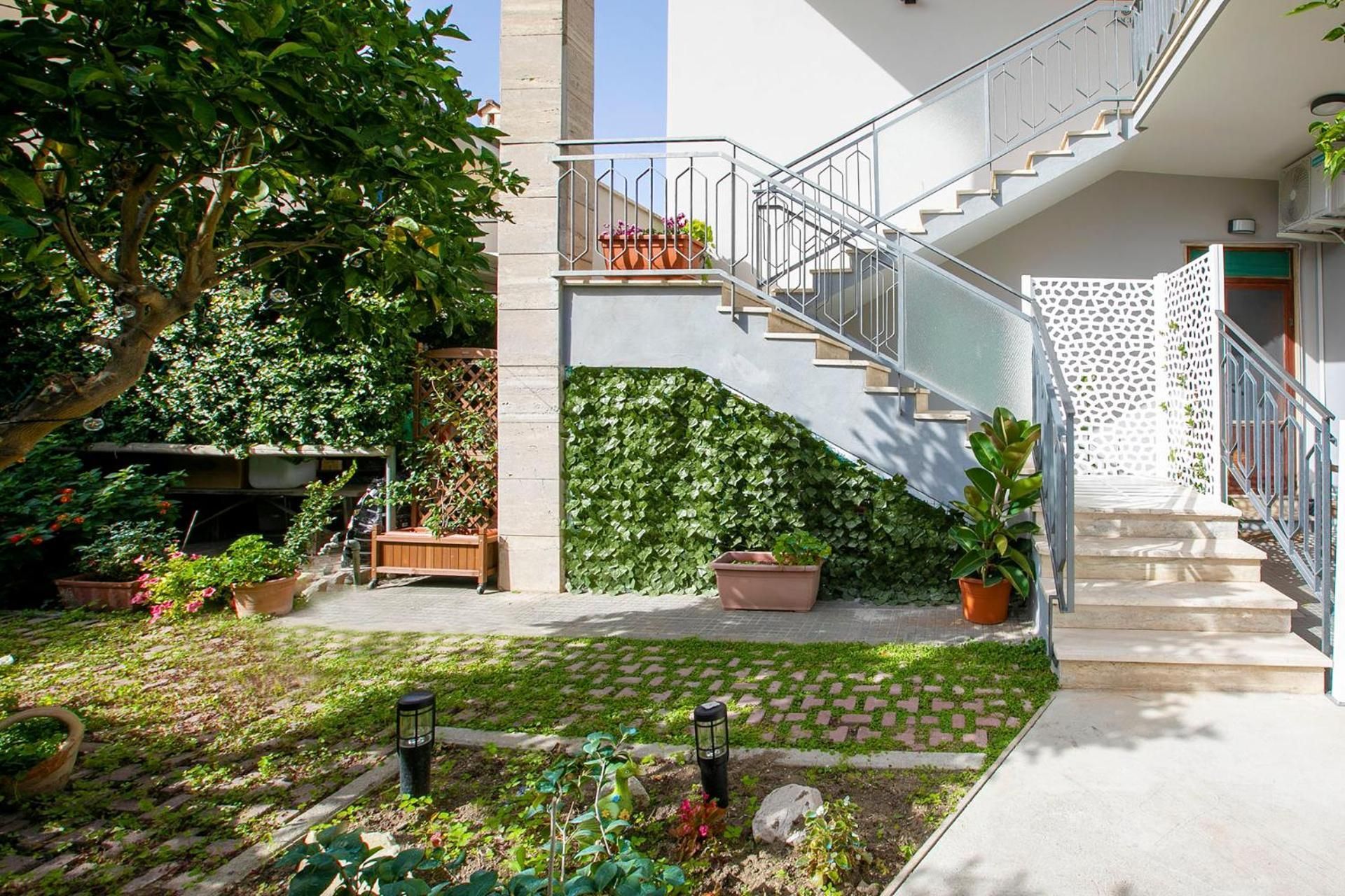 DOMINA Guest House