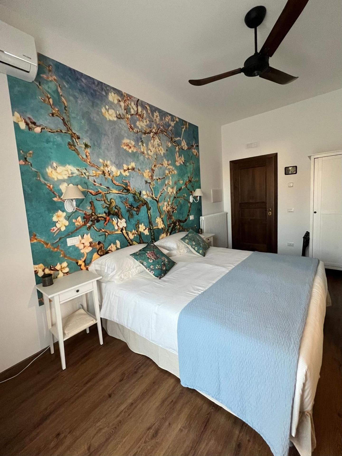 Guest House Le Gemelle Vagabonde King Room with Garden View