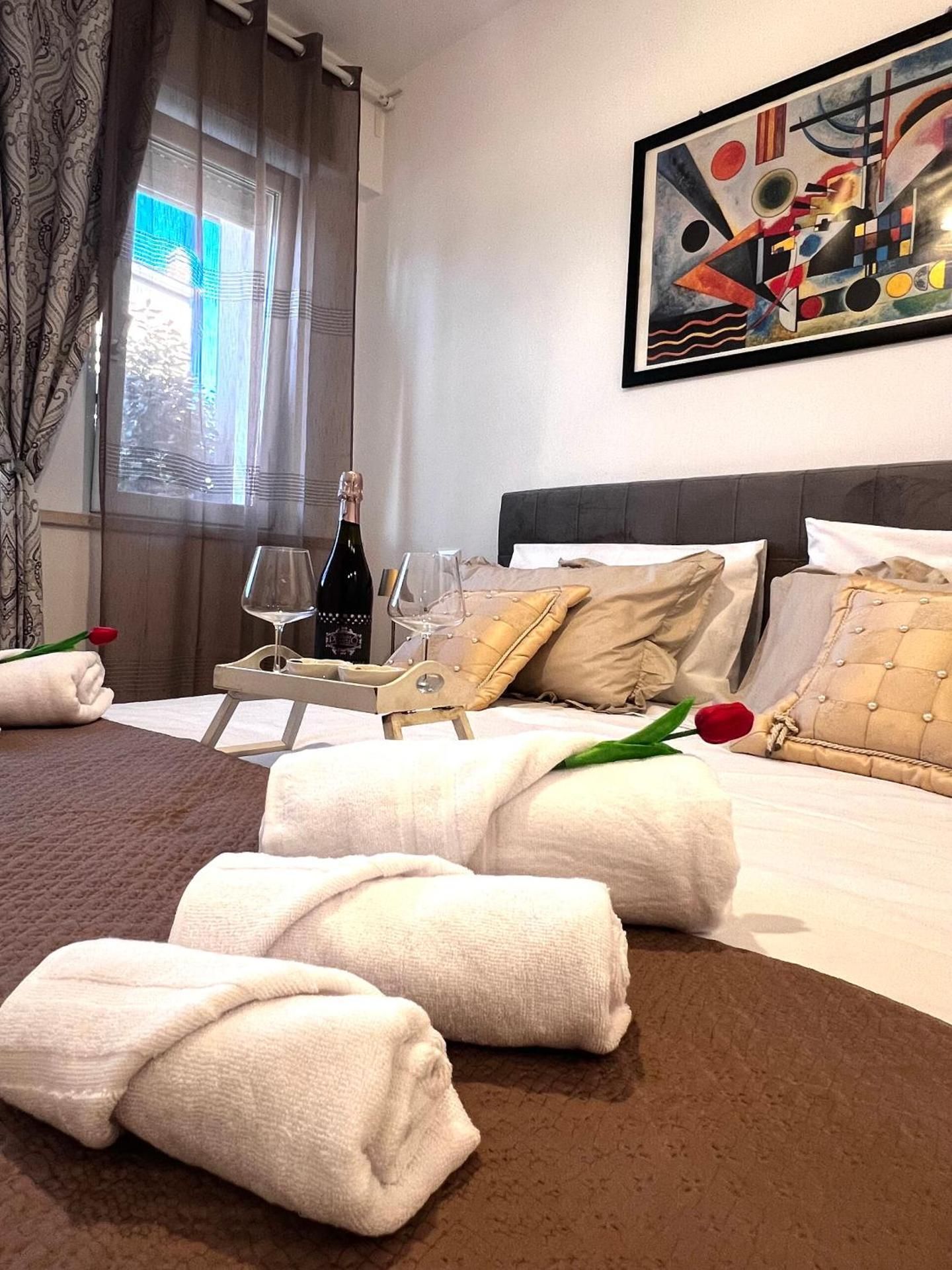 One-Bedroom Apartment with Terrace
