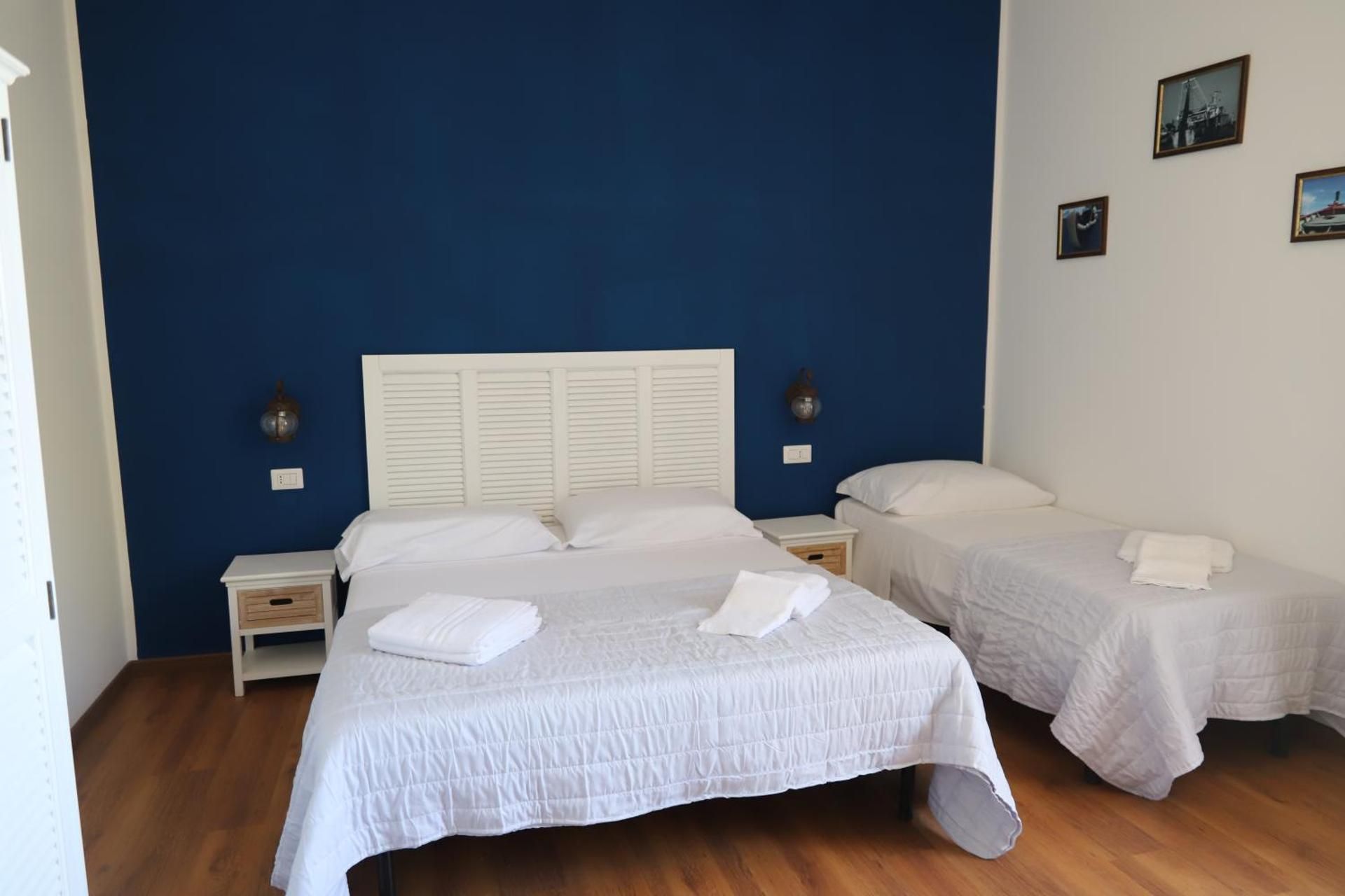 Triple Room with Balcony