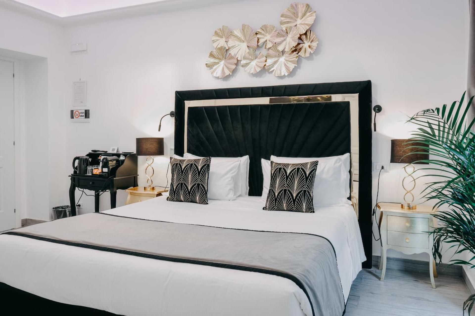 Queen Room with Spa Bath