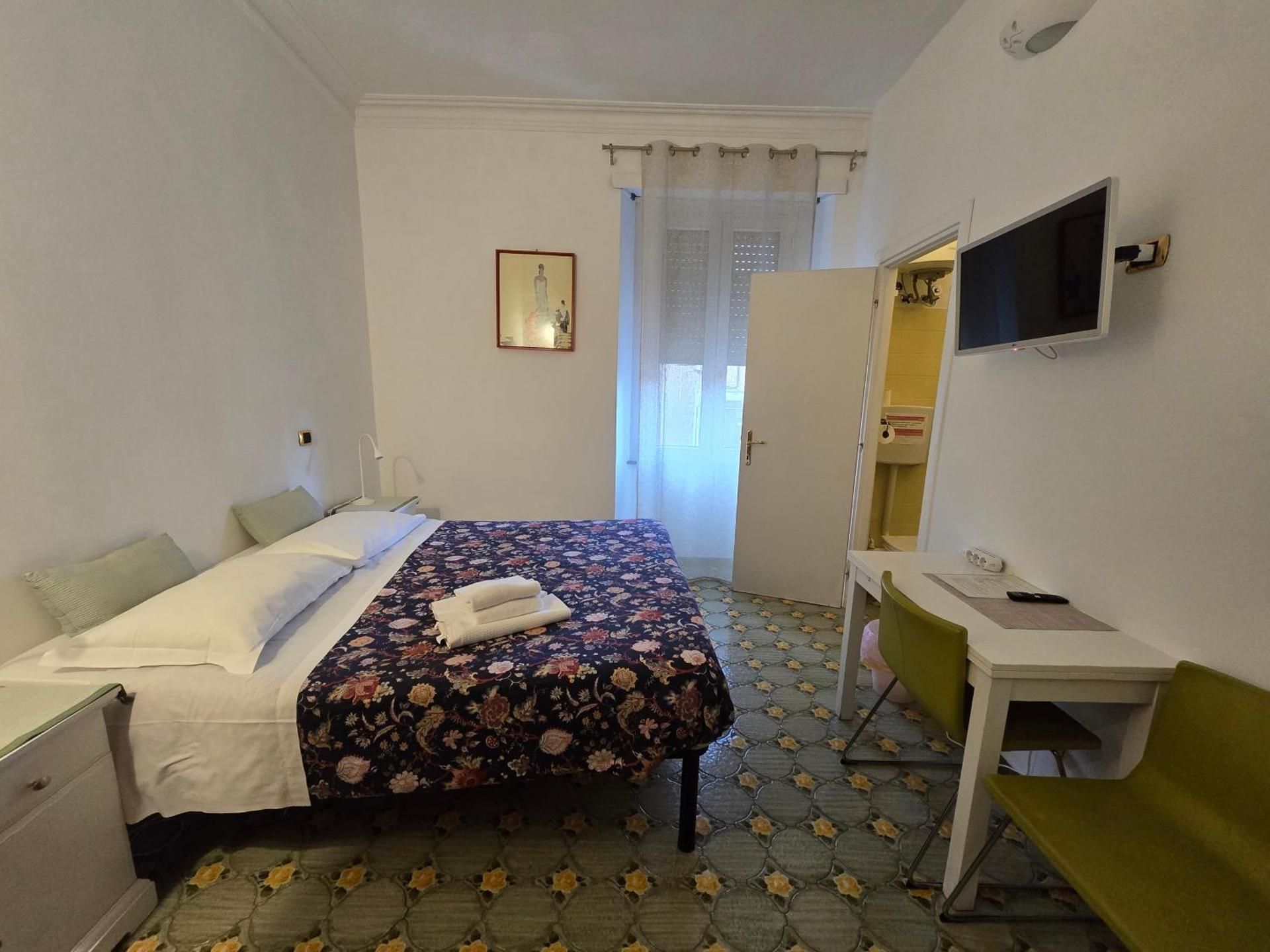 Double Room with Private Bathroom