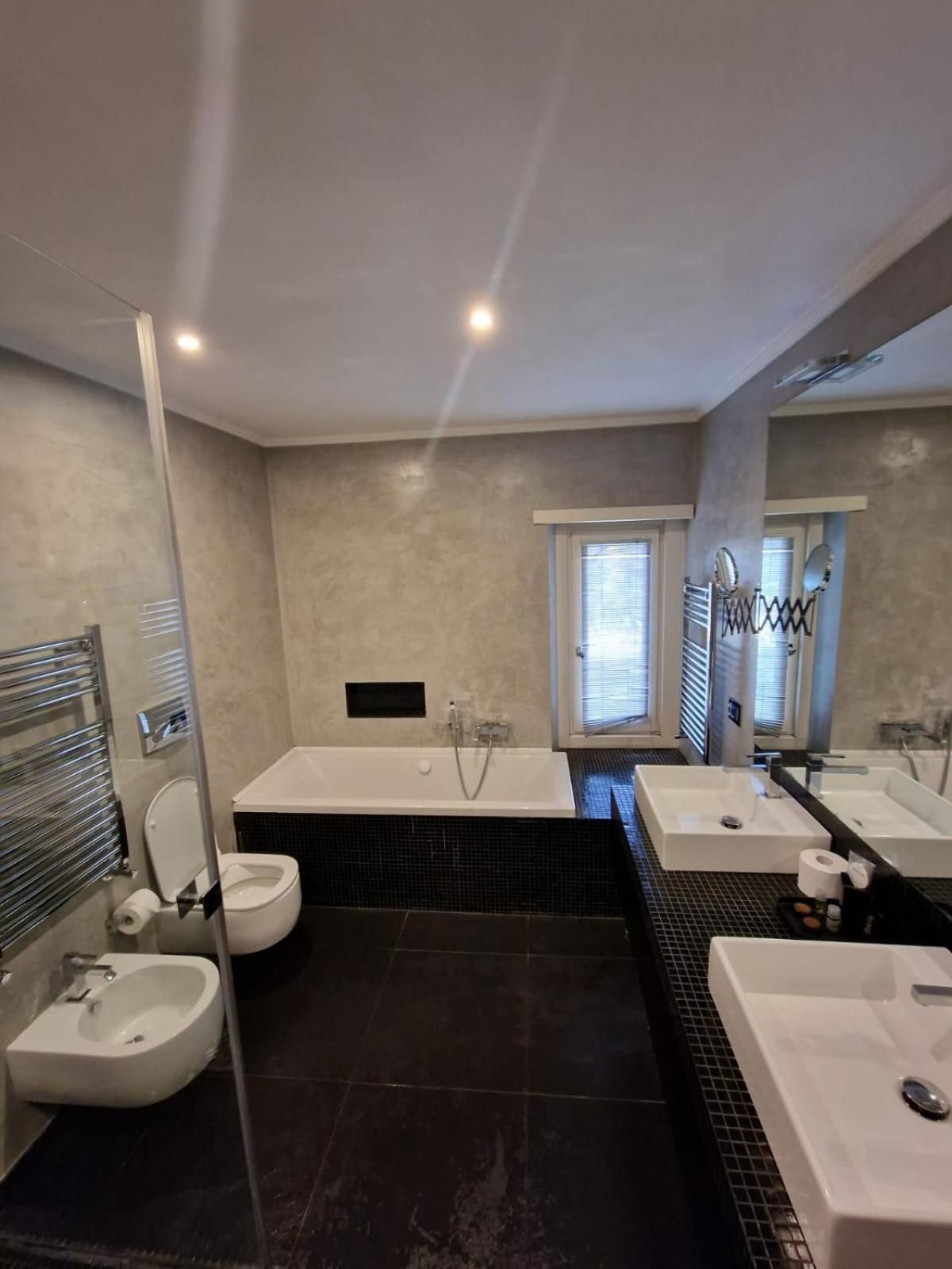 Triple Room with City View