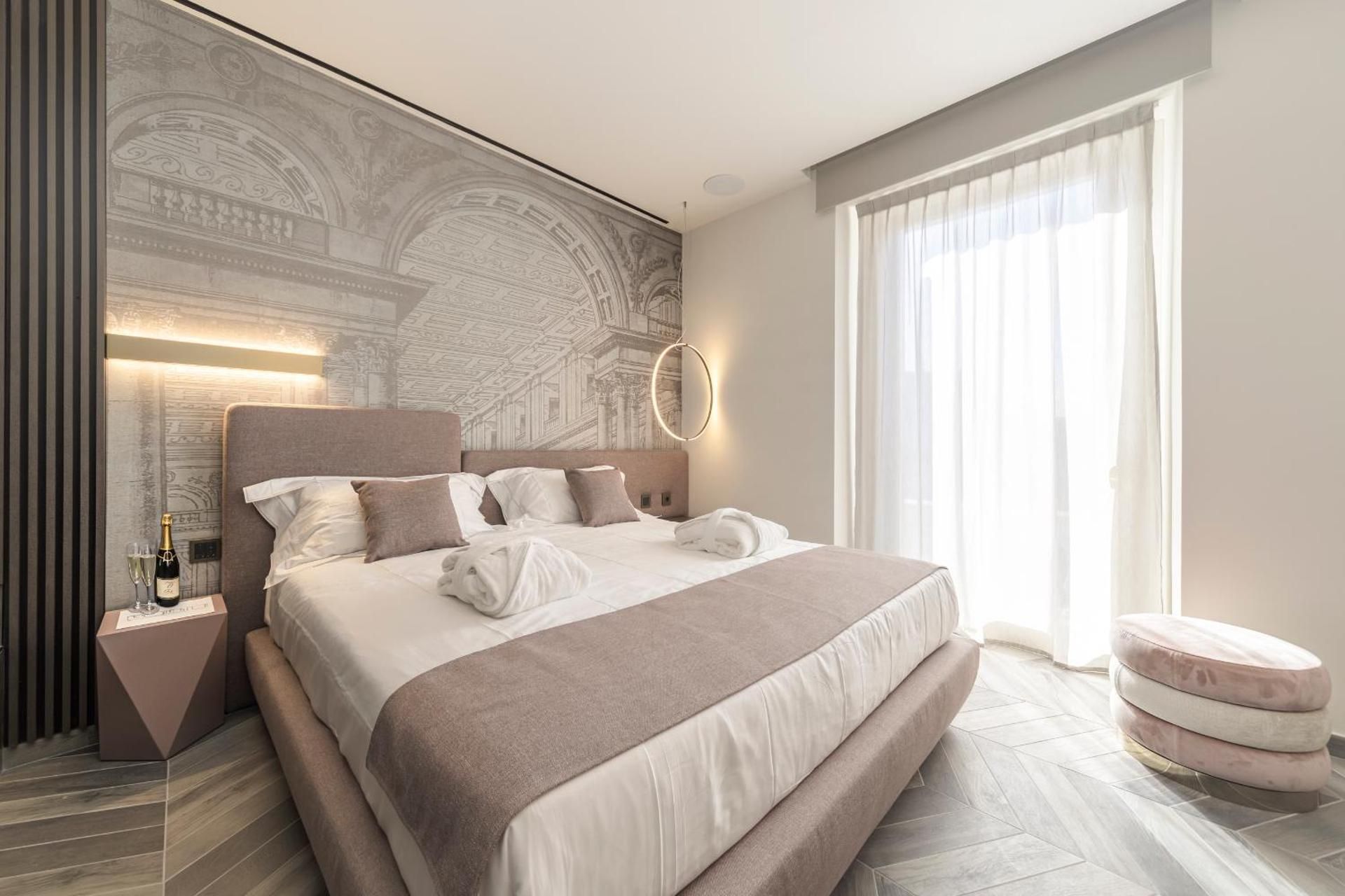 Queen Room with Spa Bath