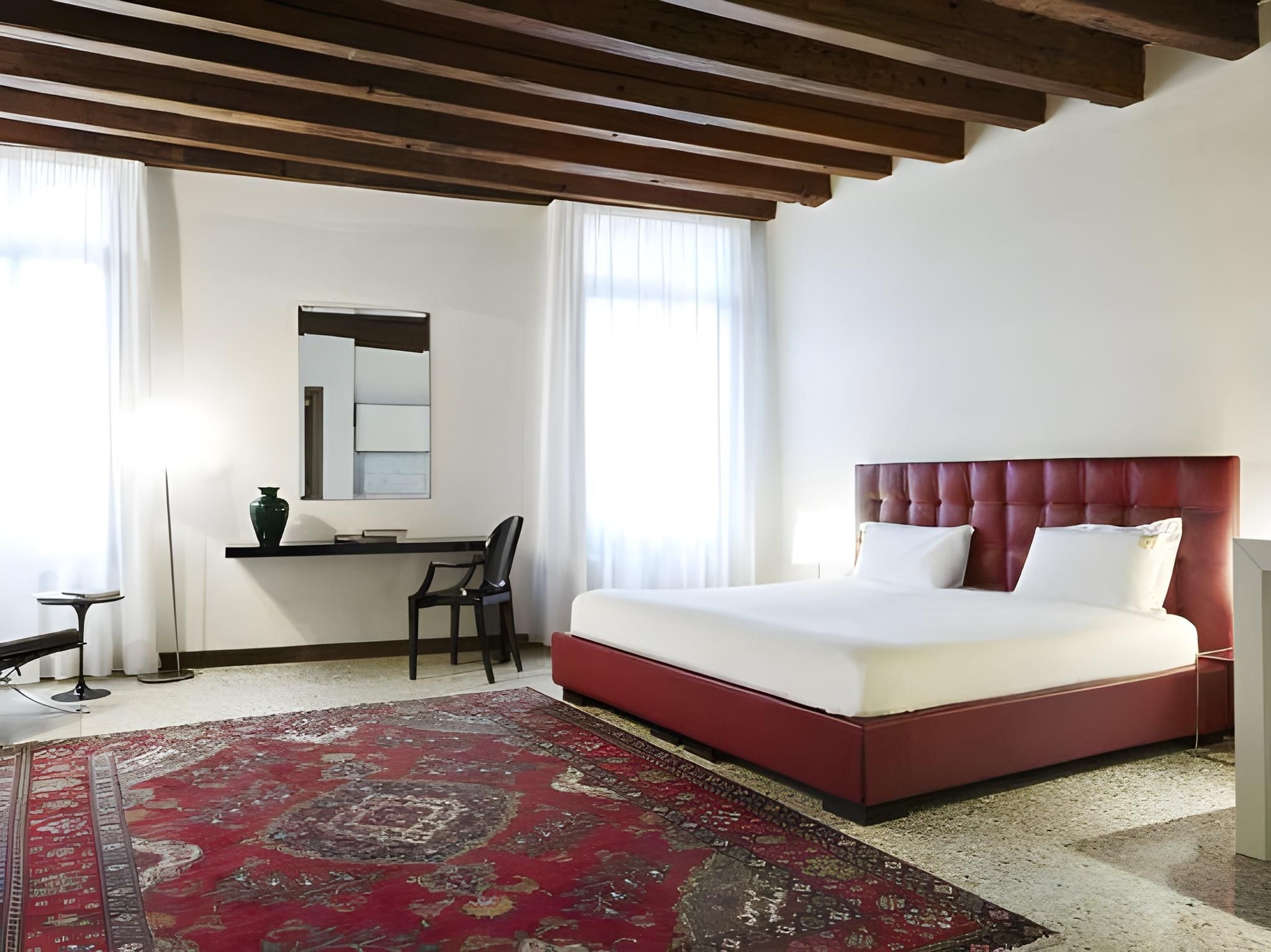 Studio Apartment - Separate Building