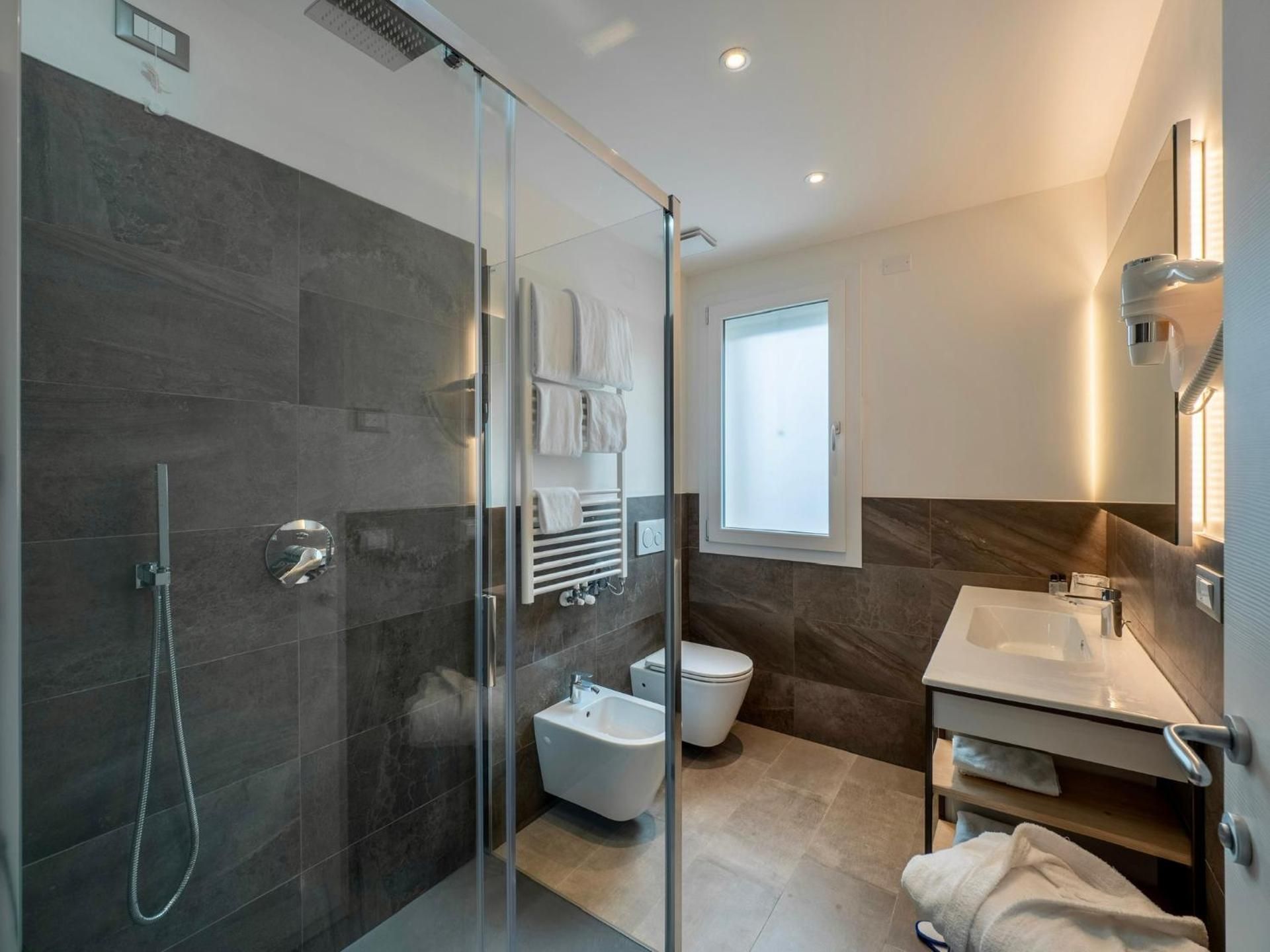 Venice Green Residence Two-Bedroom Apartment 2