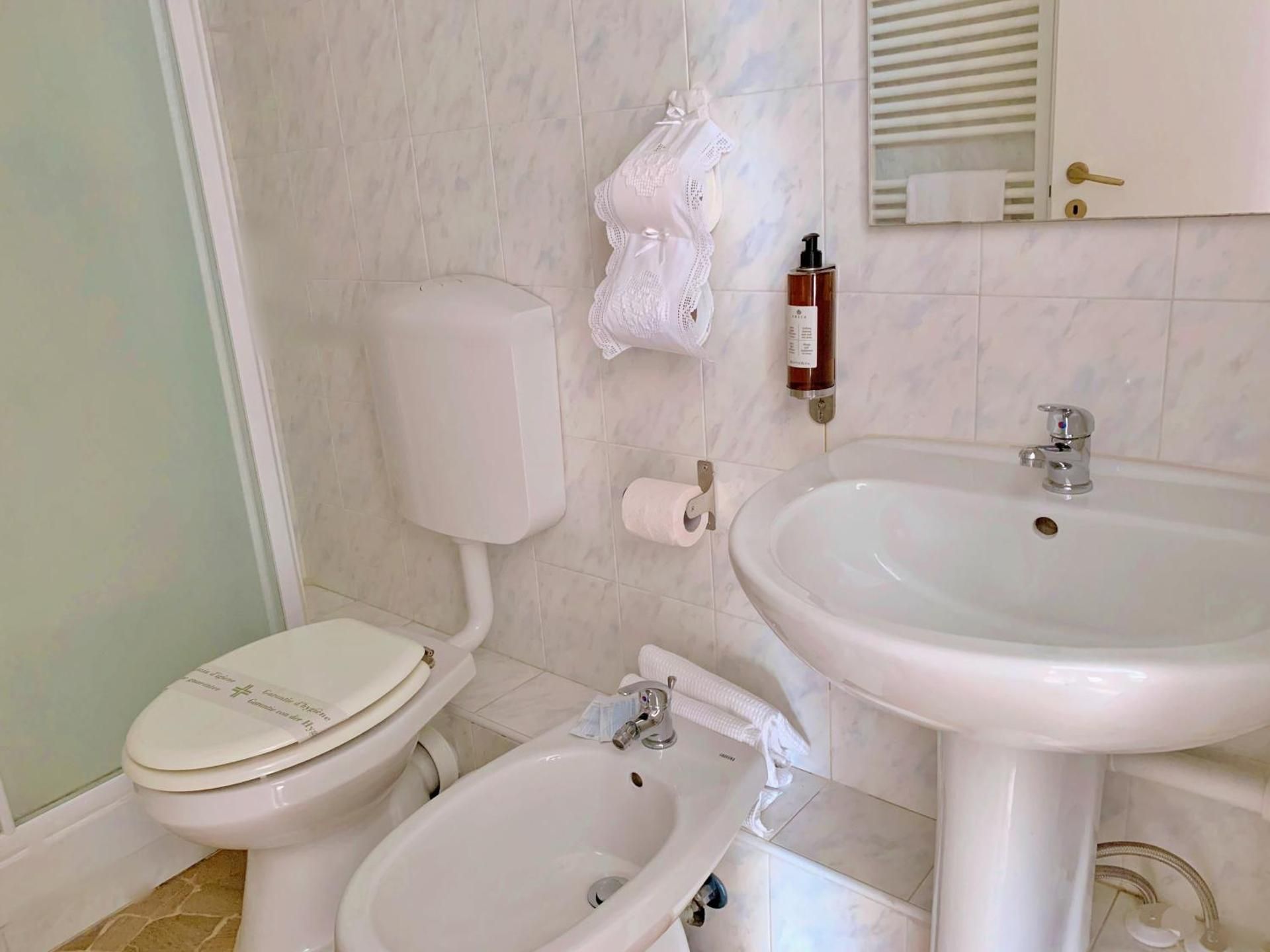 Standard Triple Room with Sea View