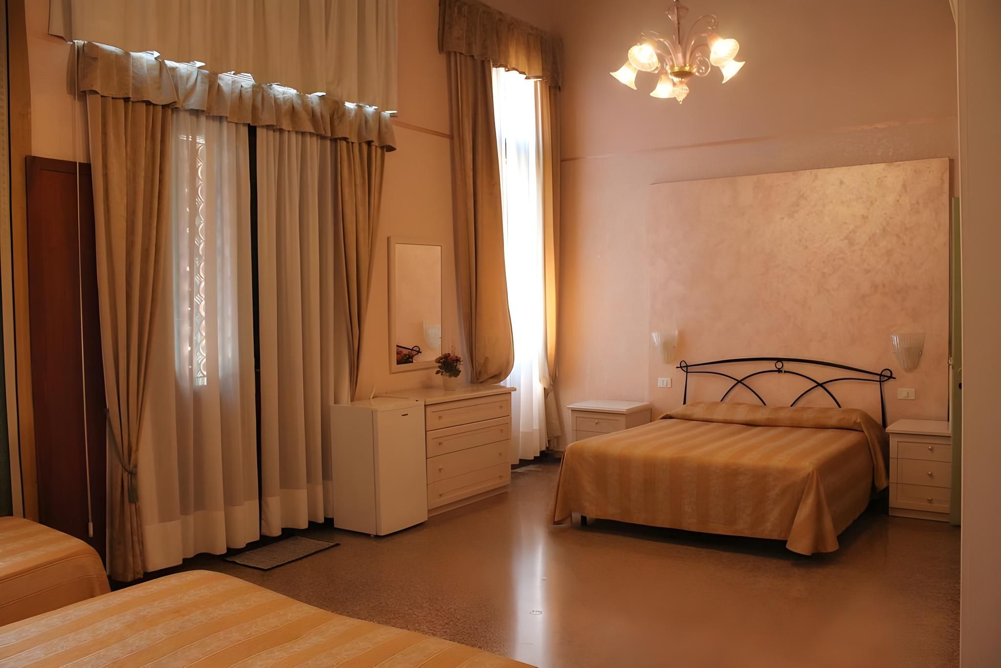 Grand Canal View Room For 5 People with Private Terrace