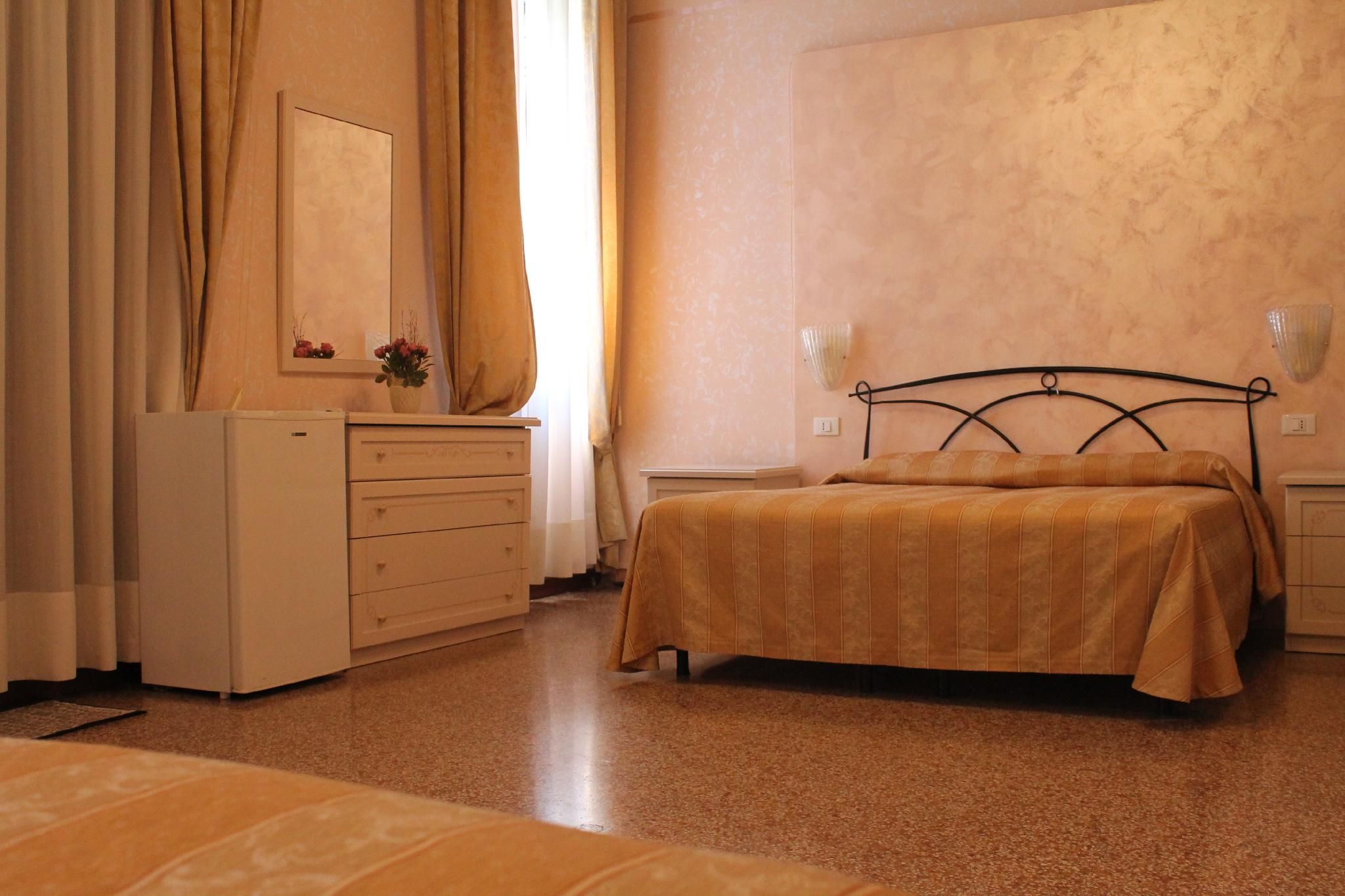 Grand Canal View Room For 5 People with Private Terrace