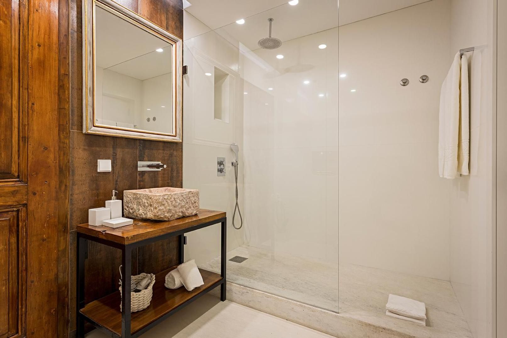 2-Bedroom Superior Garden View Apartment with Balcony