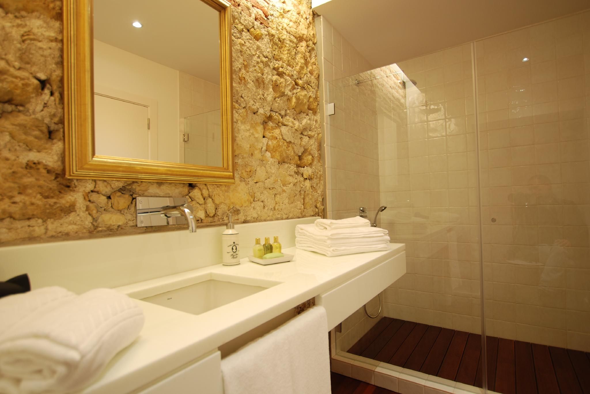 1-Bedroom Superior Apartment