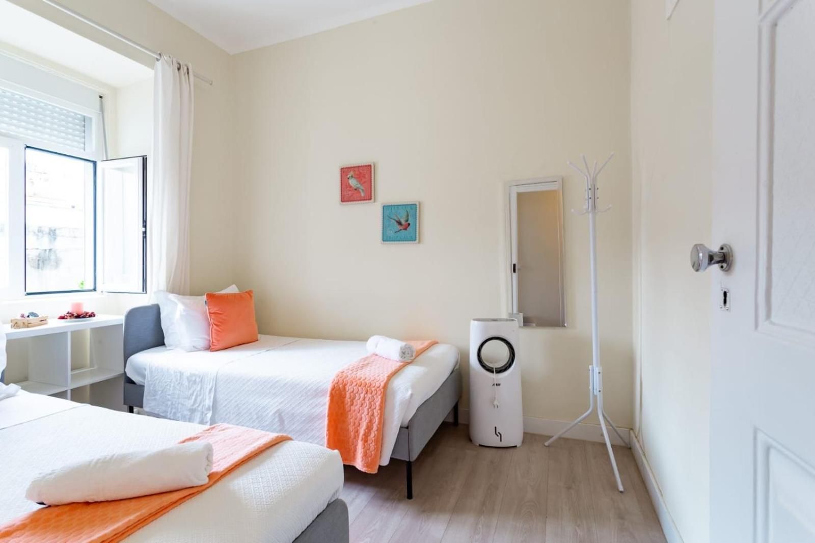 Double or Twin Room with Shared Bathroom