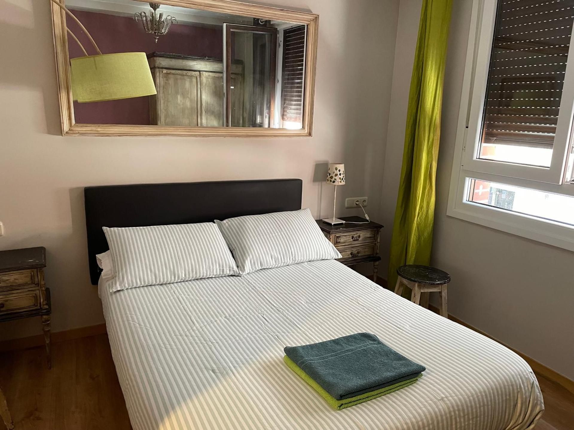Double Room with Private External Bathroom