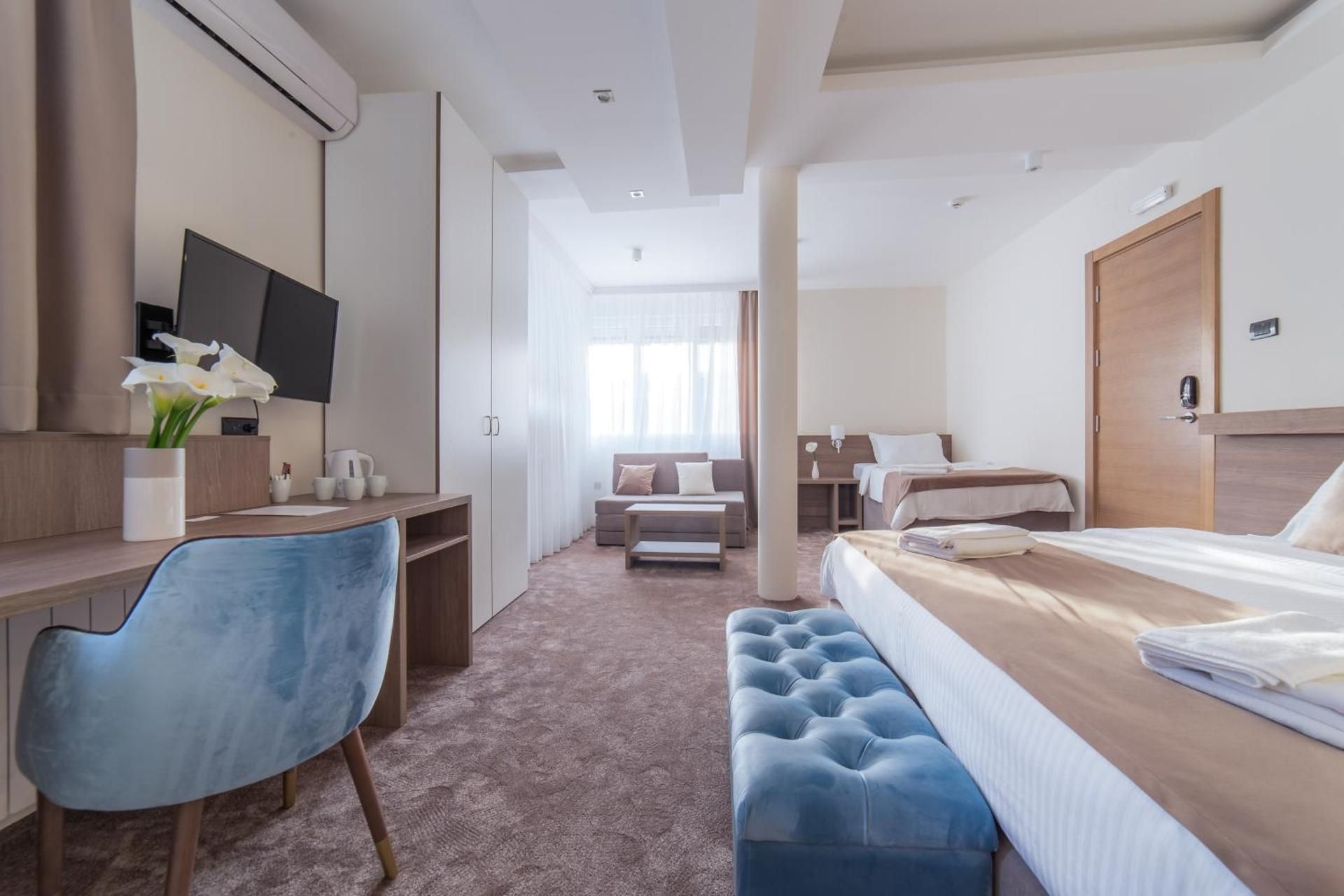Deluxe Quadruple Room