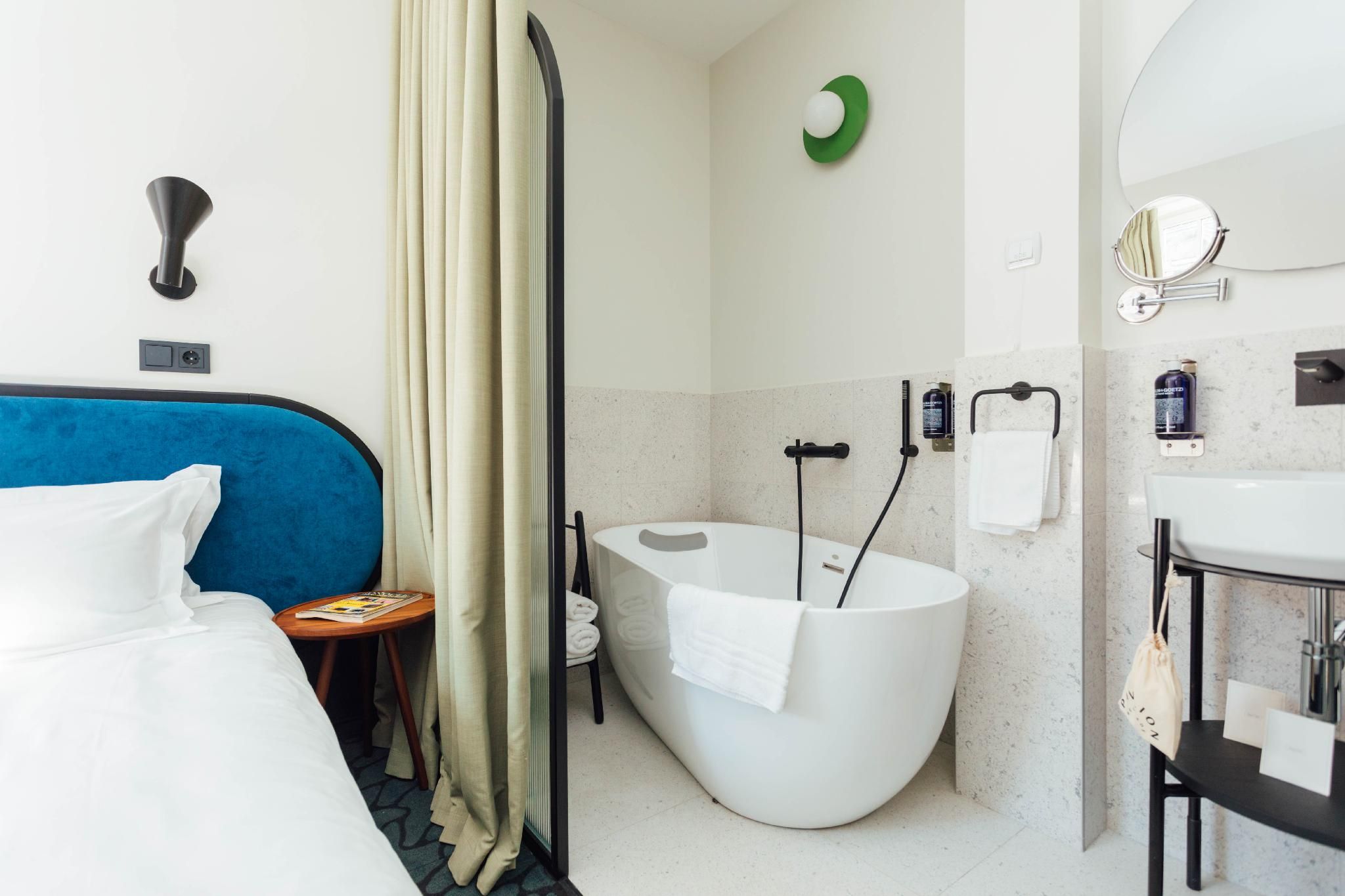 Pavilion Boutique hotel Superior Room 3