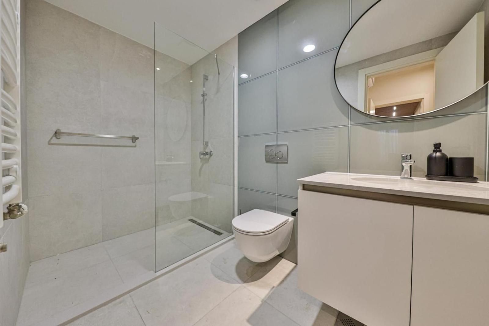 Two-Bedroom Apartment with Terrace