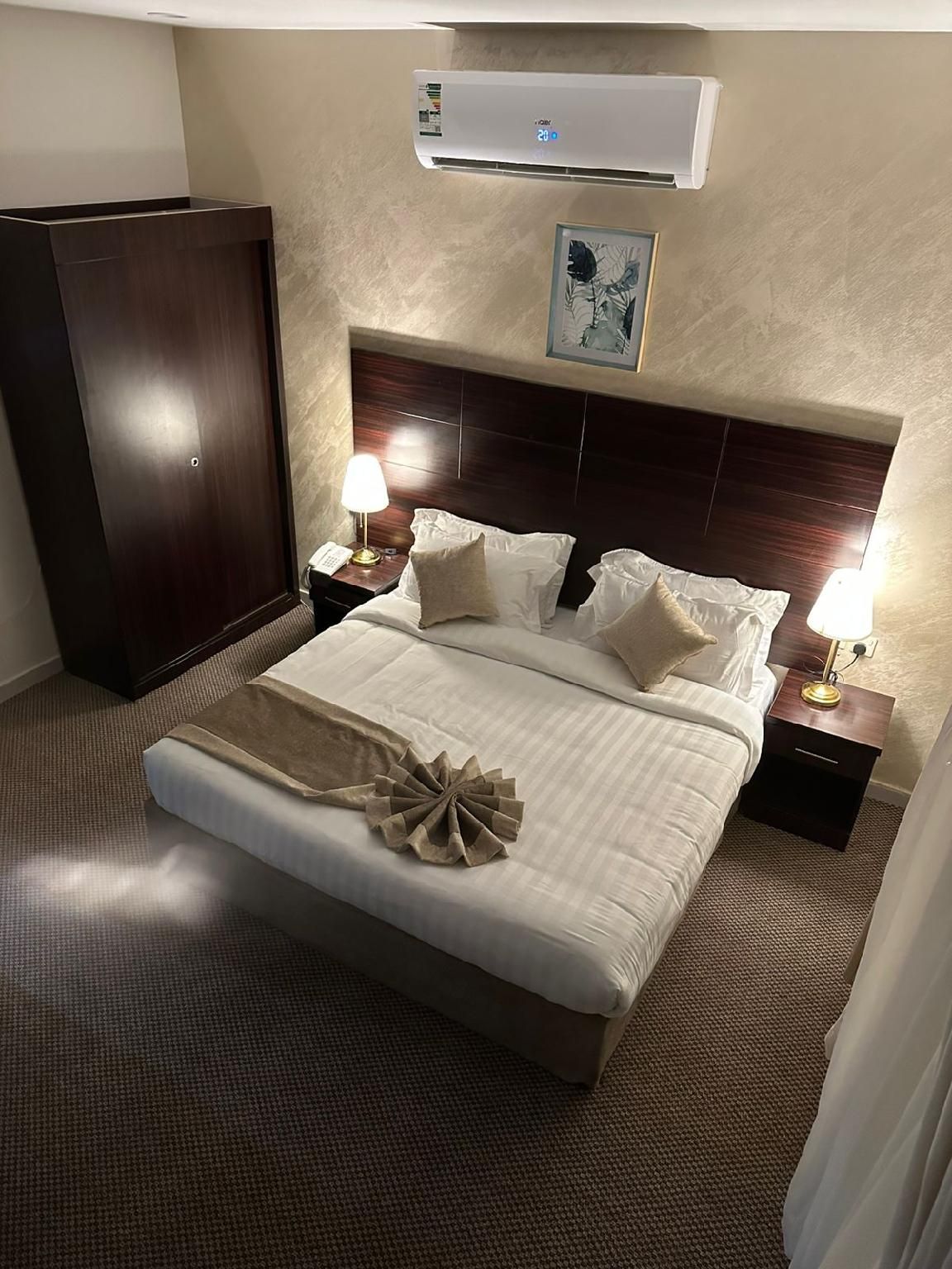 Standard King Room