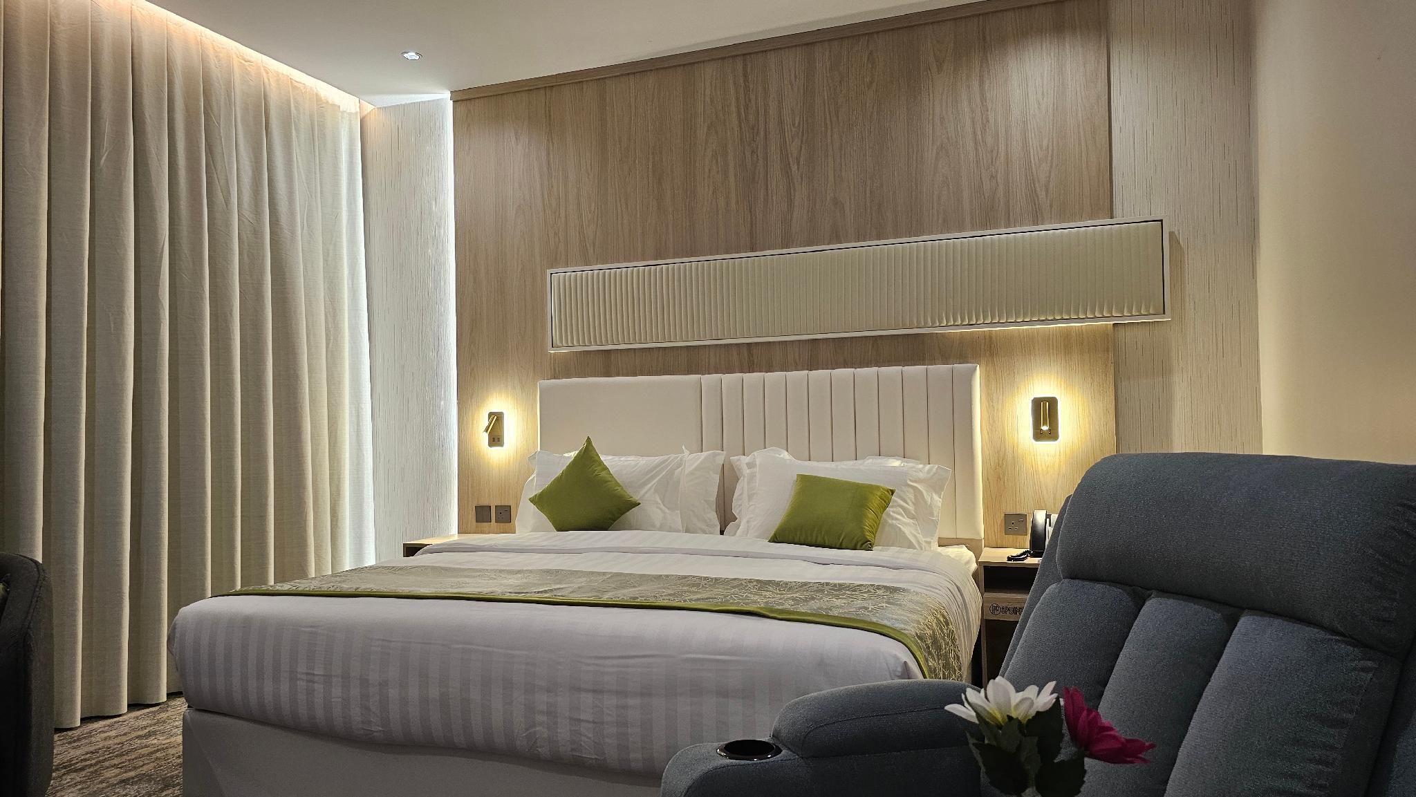 Premier City View Room