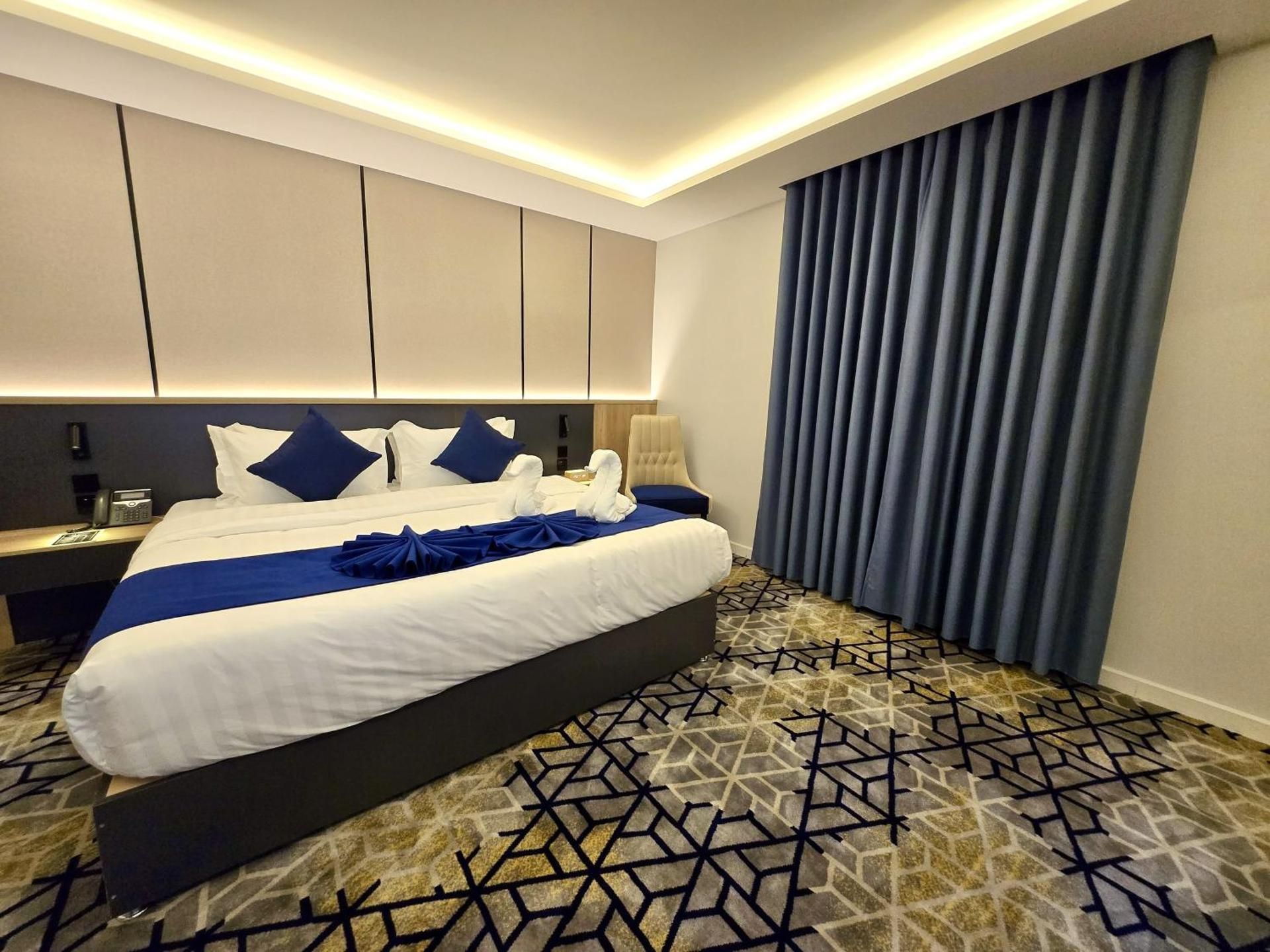 Deluxe Junior Suite