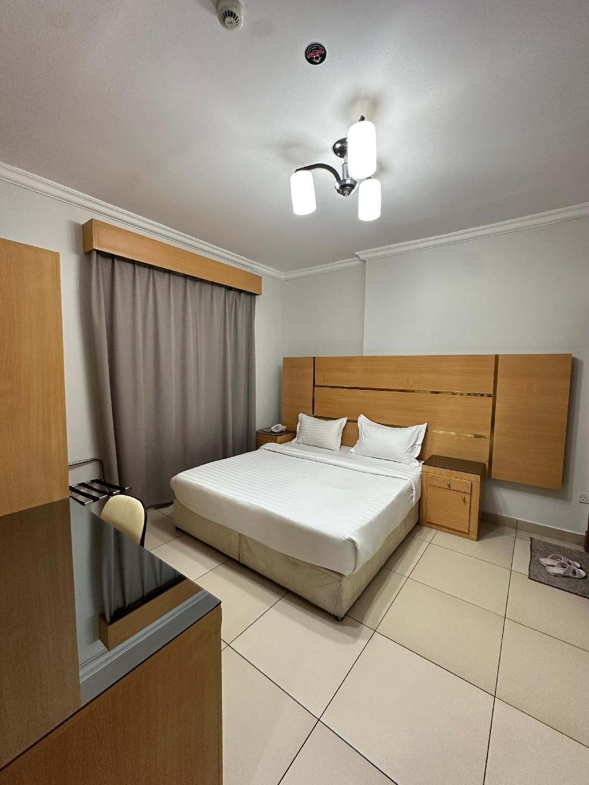 1-Bedroom Apartment