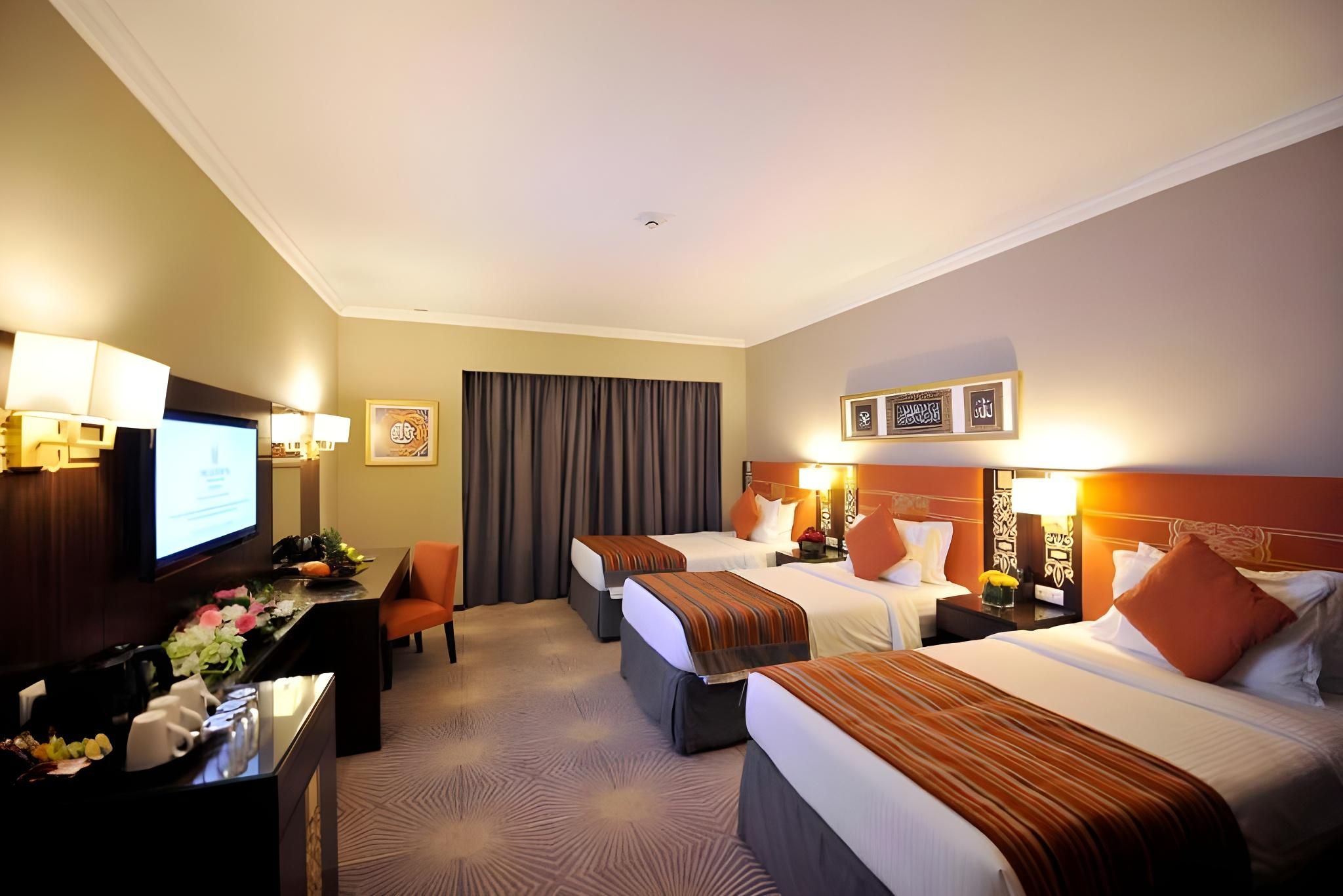 Executive Triple Bed, City View