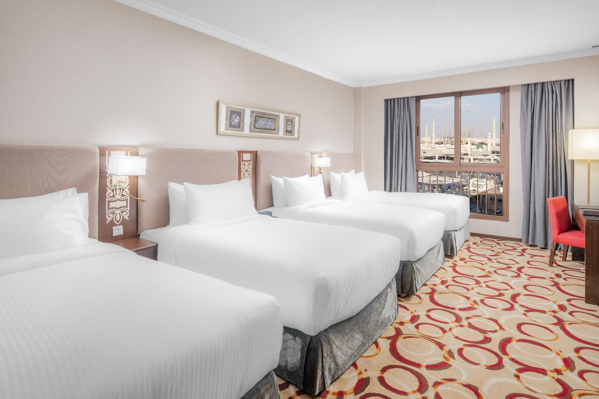 Executive Quadruple Bed, Haram View