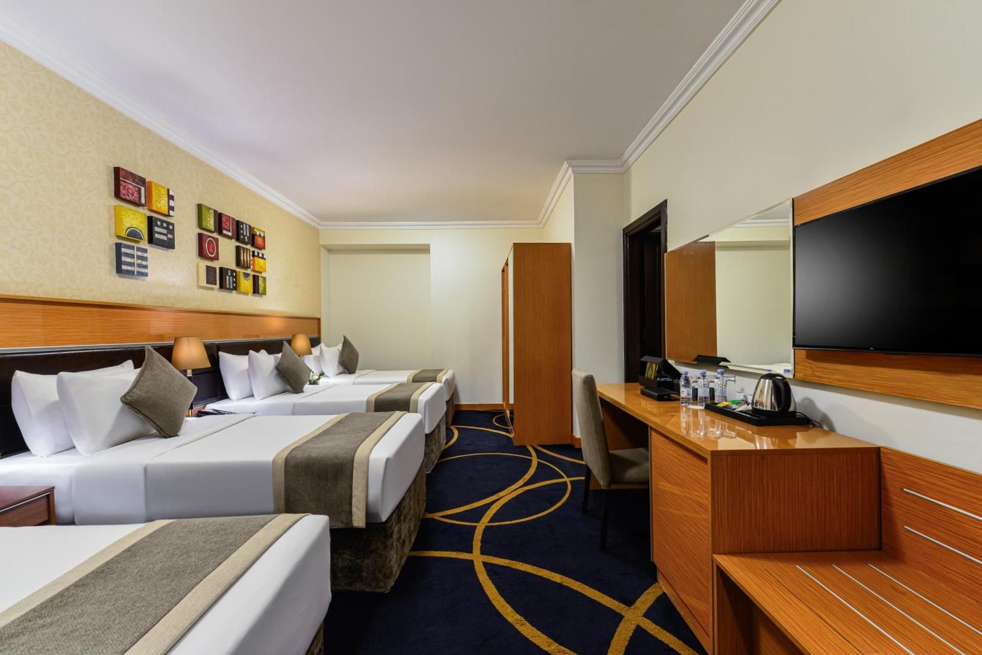 Classic Quadruple Room