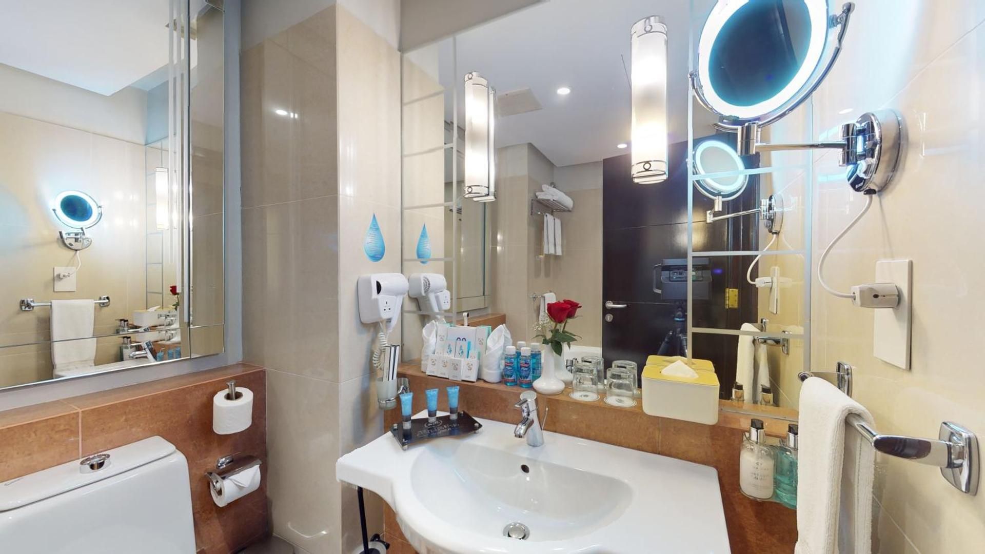 Deluxe Junior Suite