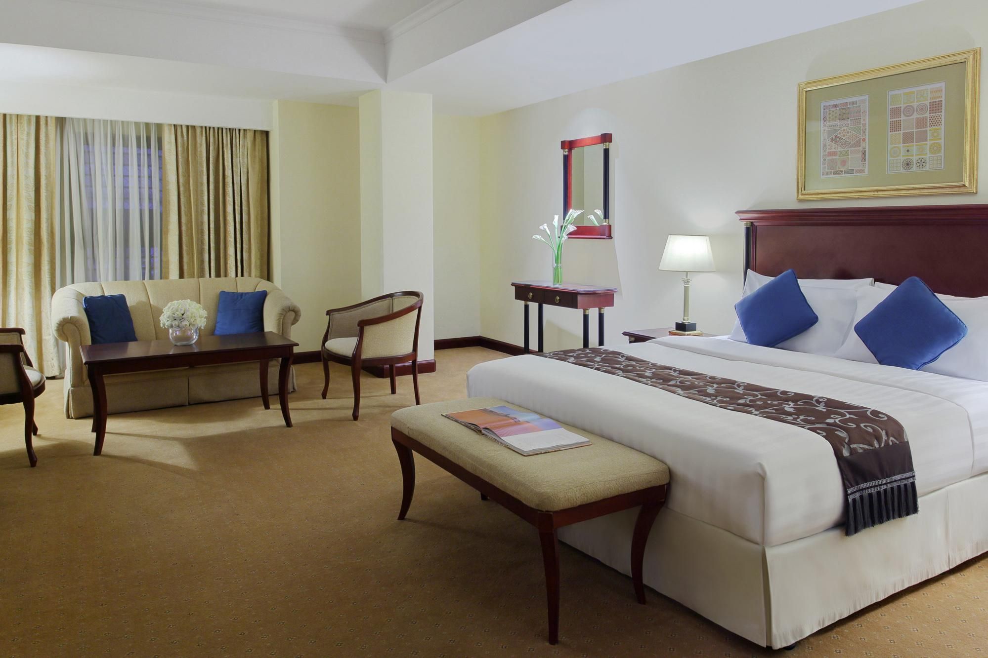 1 Bedroom Corner Suite