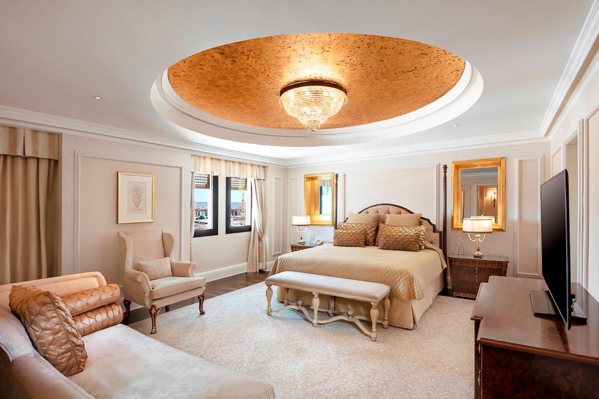 Grand Royal Suite Haram view