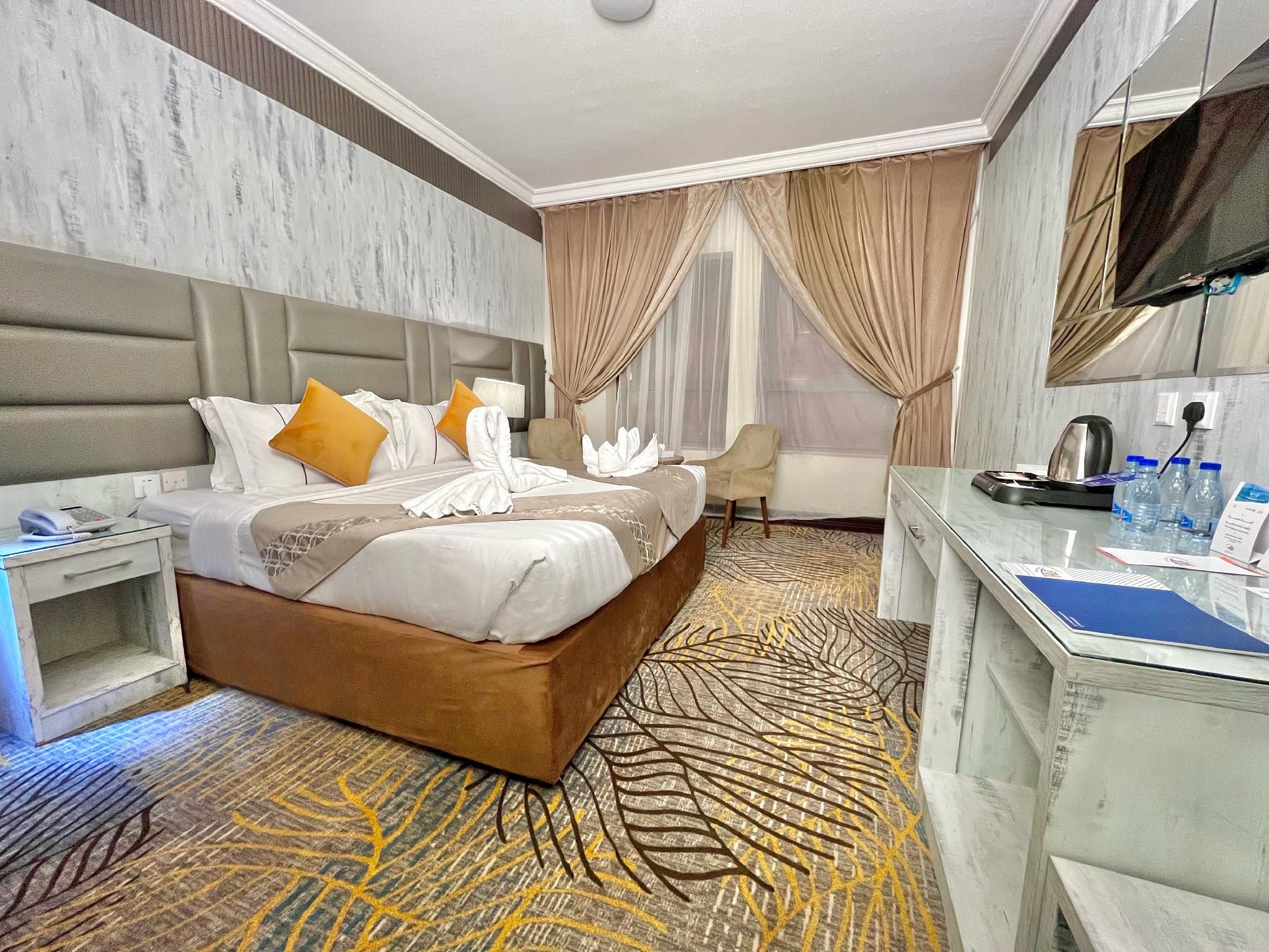 Standard King Room
