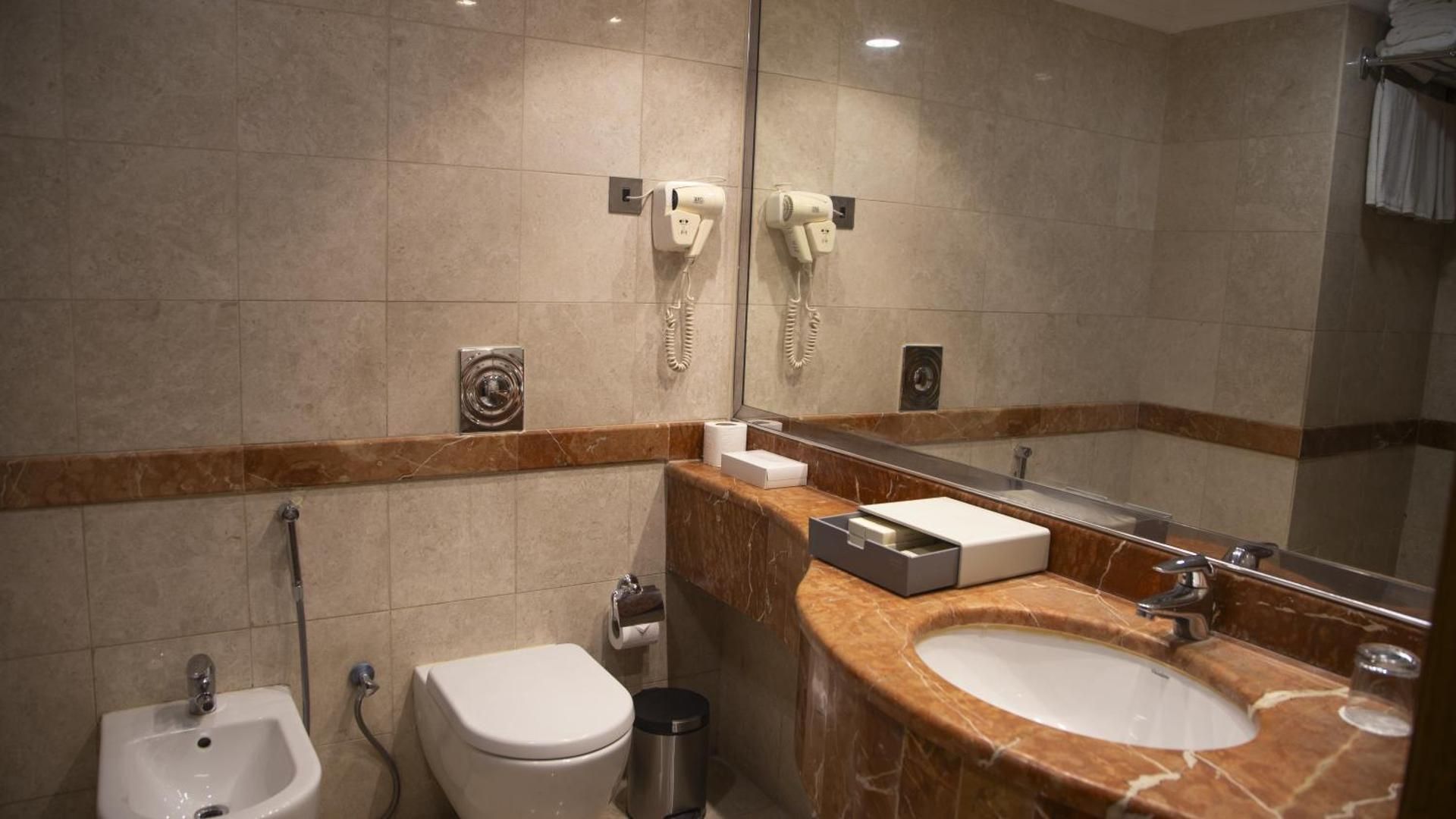 Quadruple Room with Bathroom