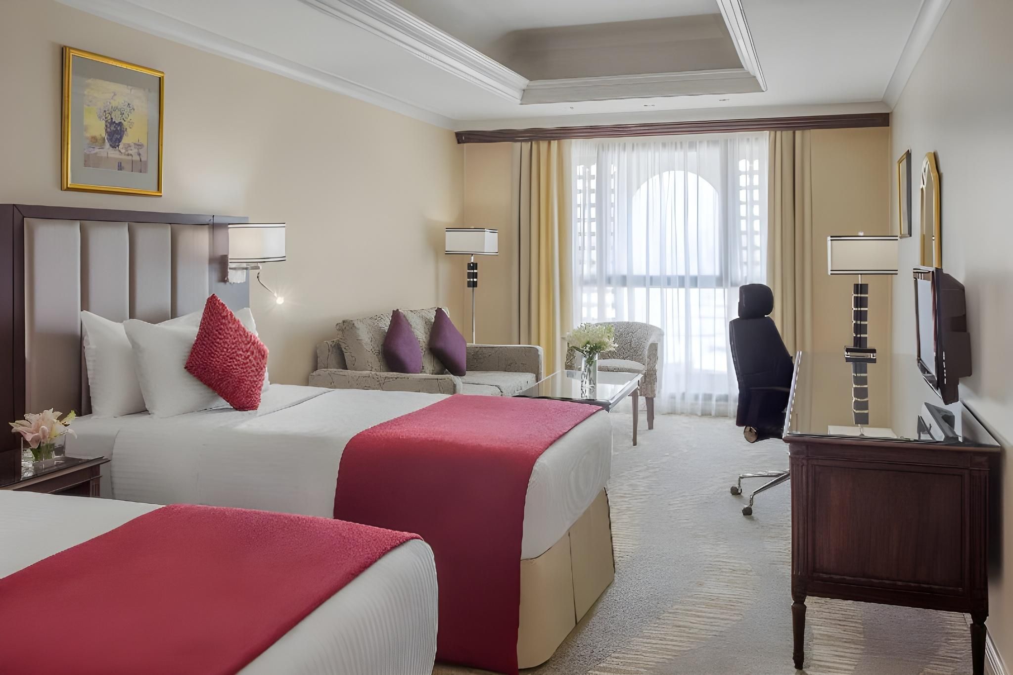 2 Twin Classic City View