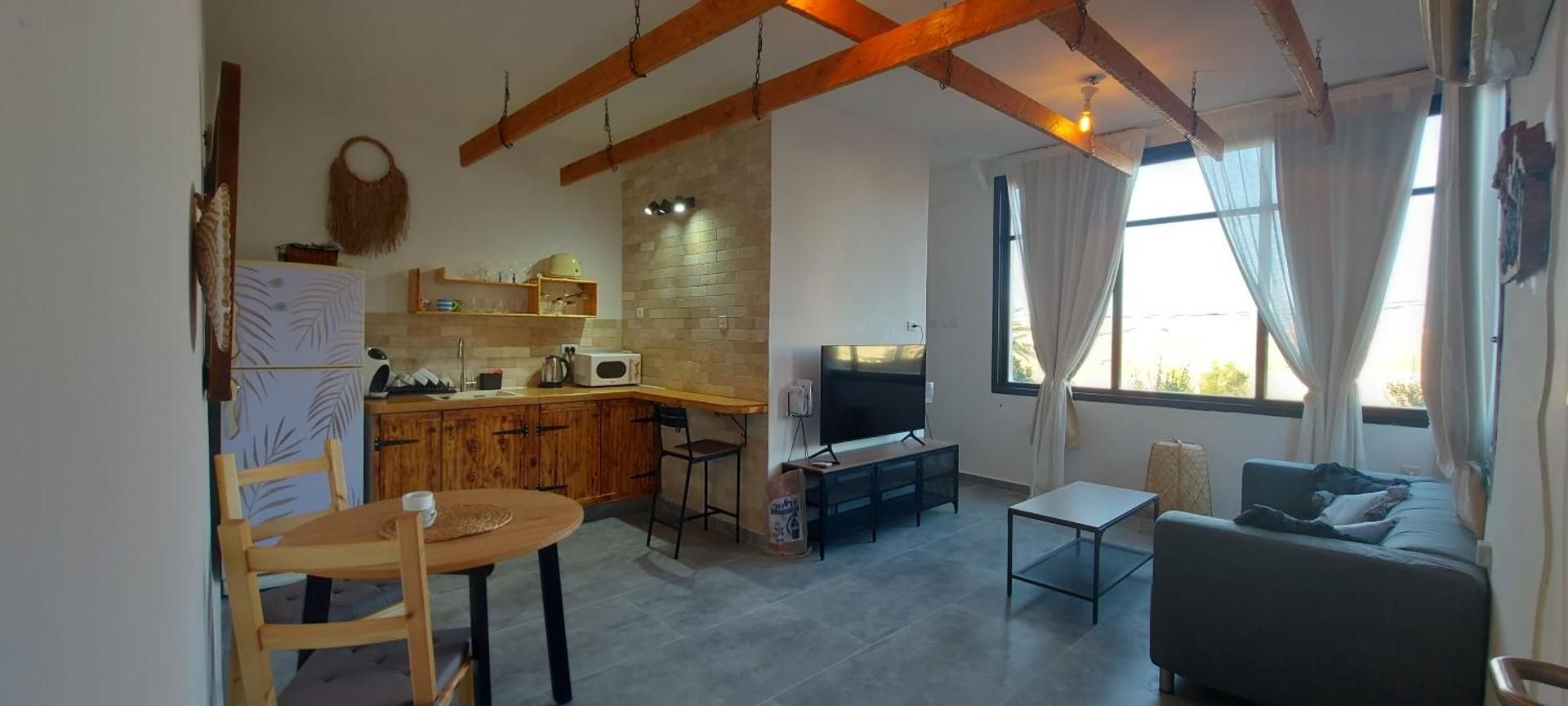 Suite with Mountain View