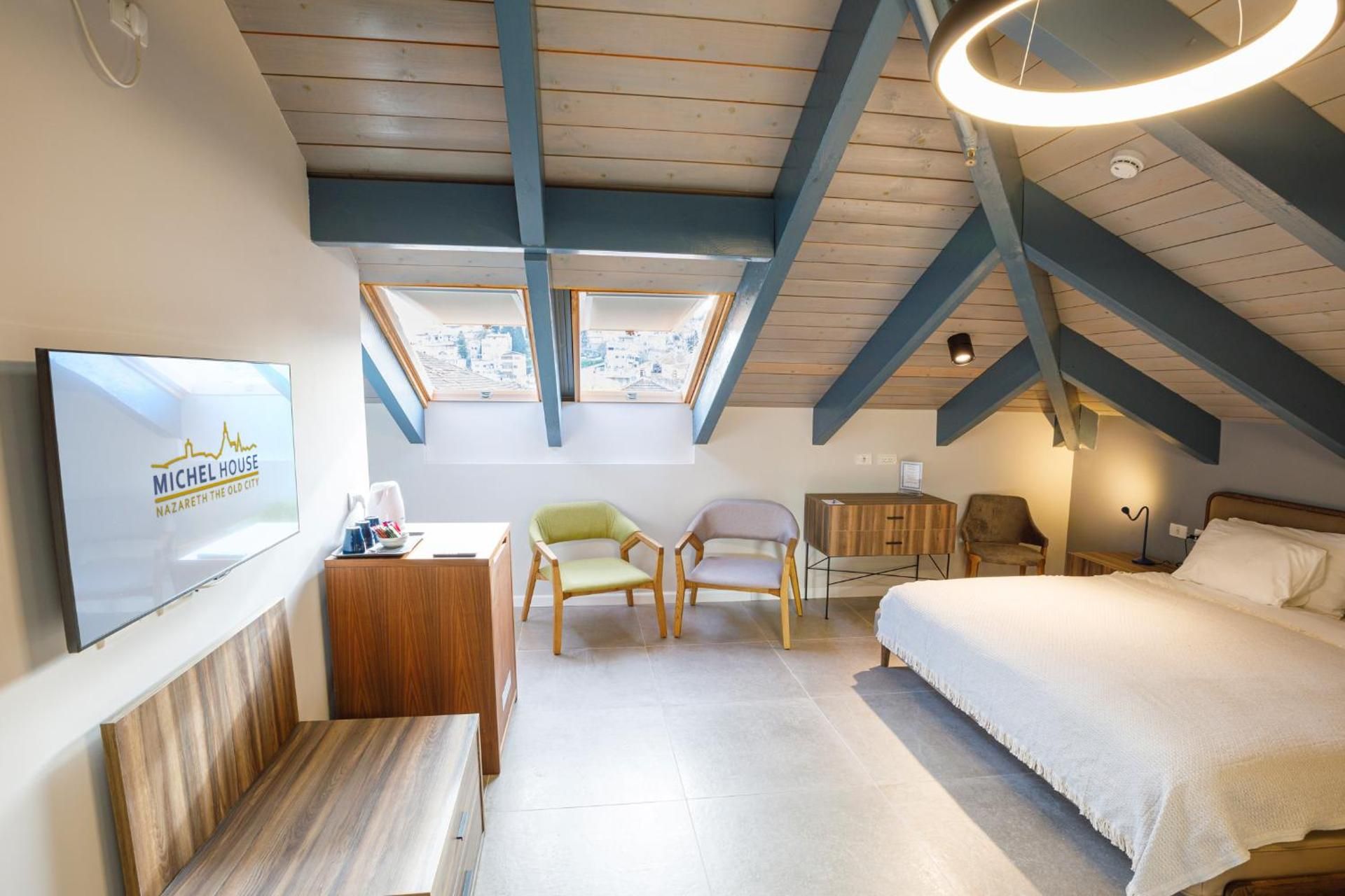 Michel House Classic Triple Room 2