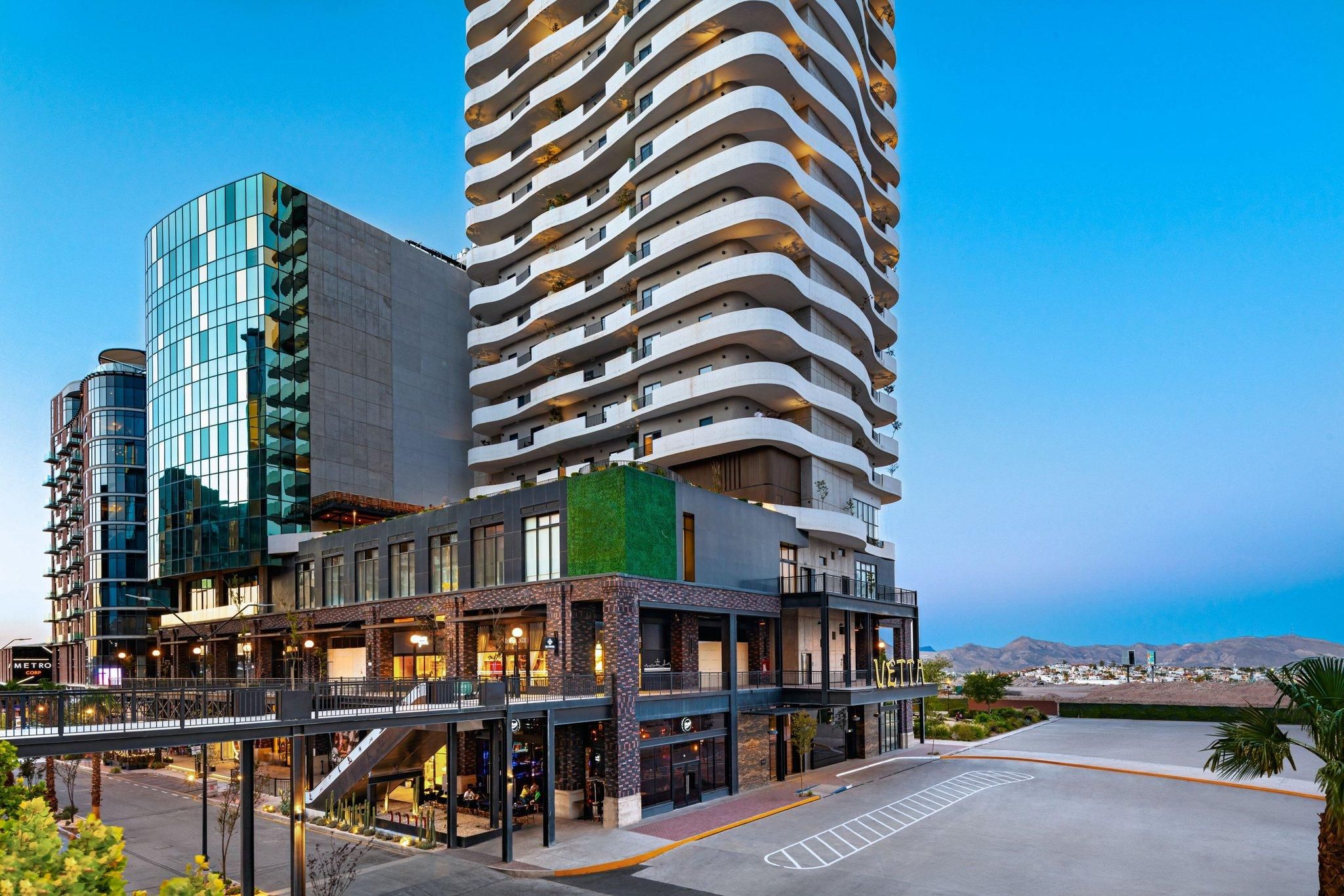 VETTA Distrito Uno, Autograph Collection