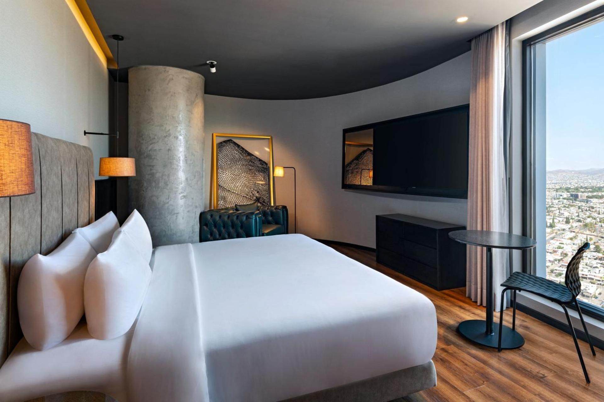VETTA Distrito Uno, Autograph Collection Standard King Room with City View
