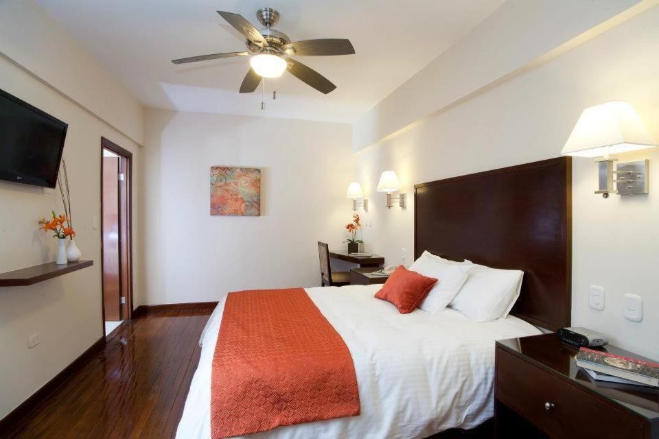Queen Room