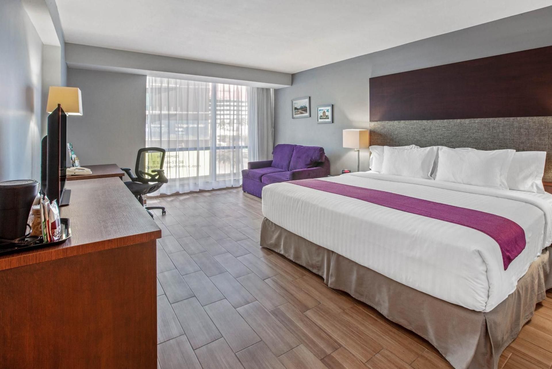 Executive King Room