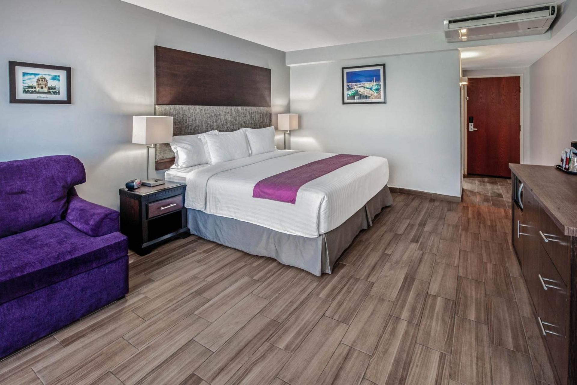 Executive King Room