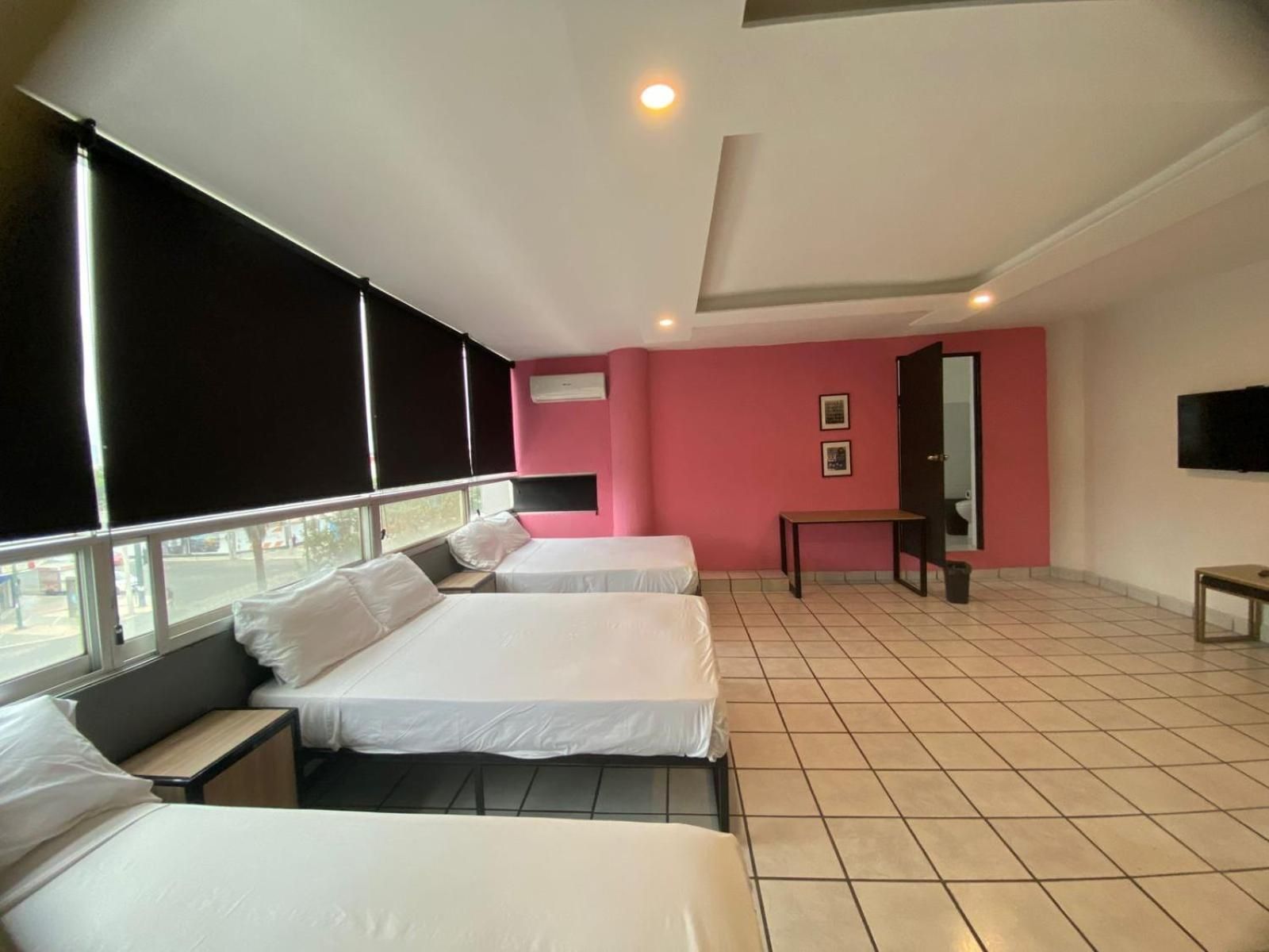 Triple Room with City View