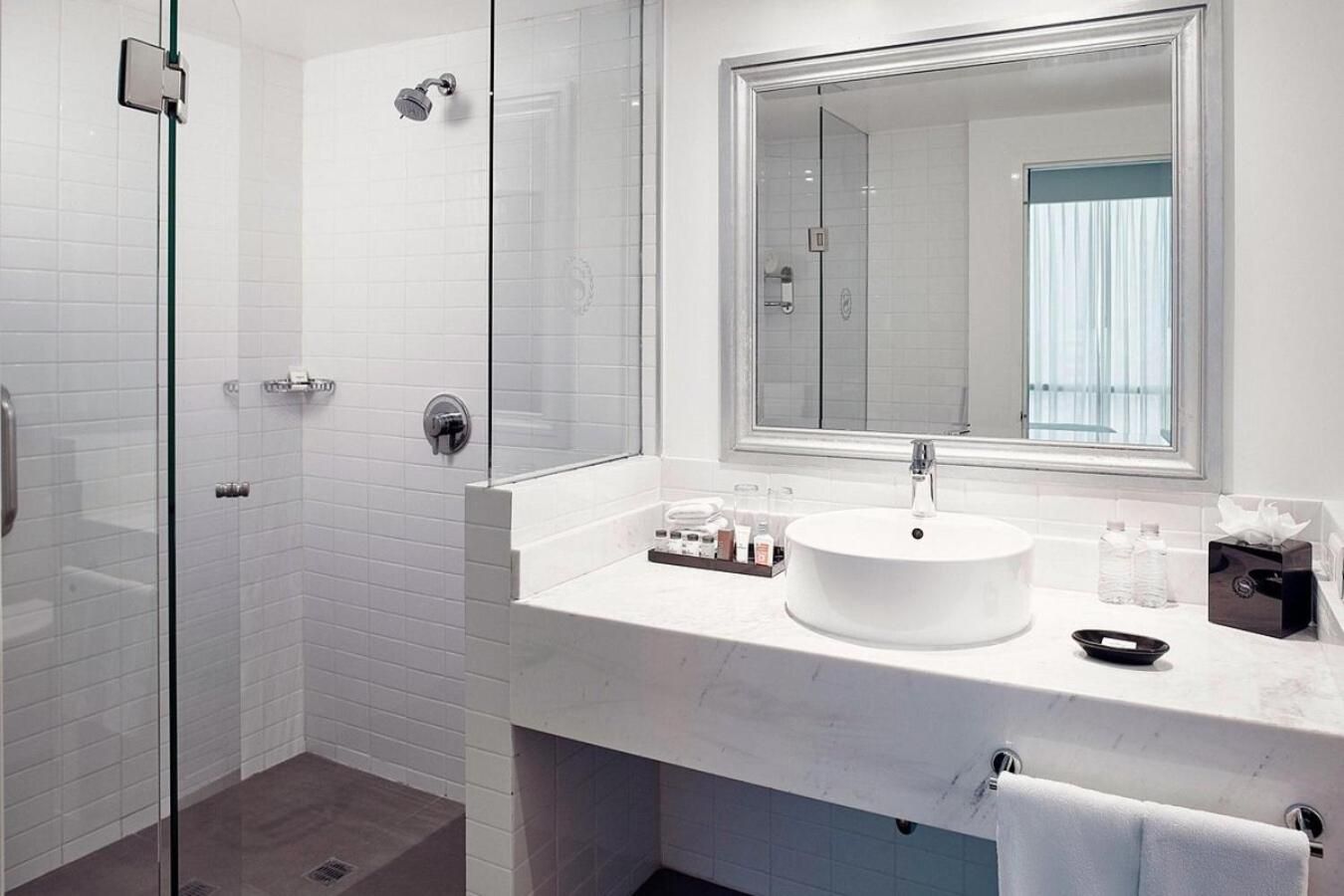 Master Suite, 1 King Bed, Non-Smoking